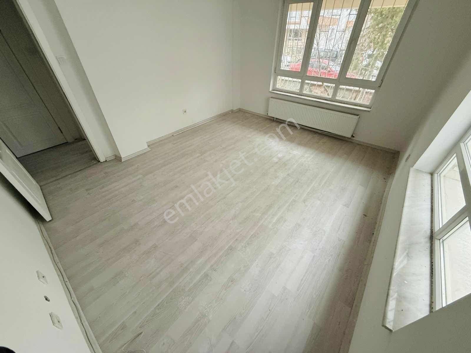 Kayaş'ta Tren İstasyonu-hastane-okul Yakını 2+1 Daire - Görsel 22