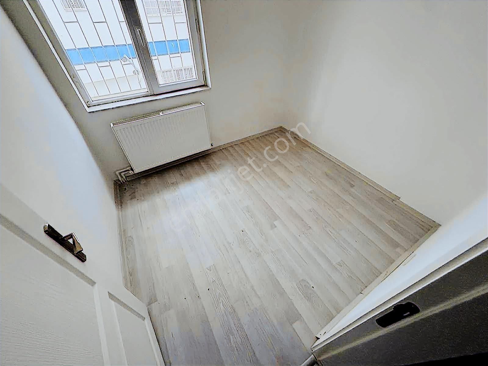 Kayaş'ta Tren İstasyonu-hastane-okul Yakını 2+1 Daire - Görsel 15