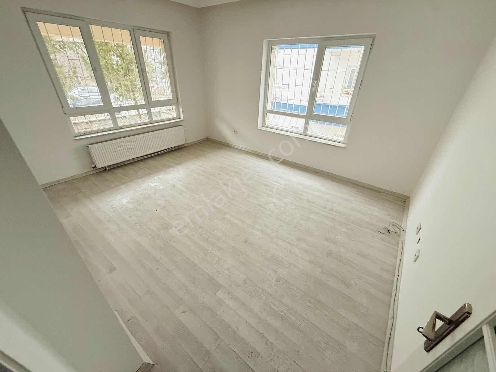 Kayaş'ta Tren İstasyonu-hastane-okul Yakını 2+1 Daire - Görsel 28