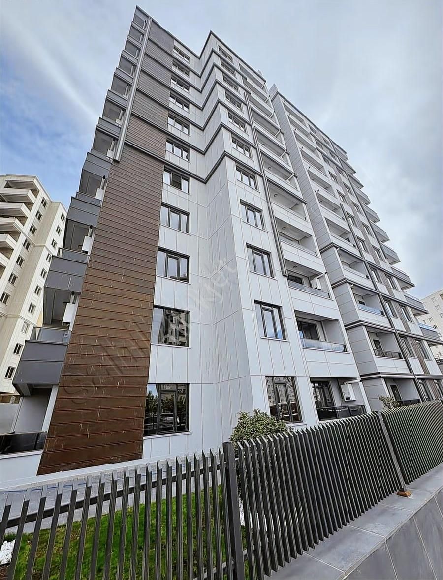 Karaköprü'nün En Lüks Eşyalı Dairesi Çözüm Emlak'ta - Görsel 22