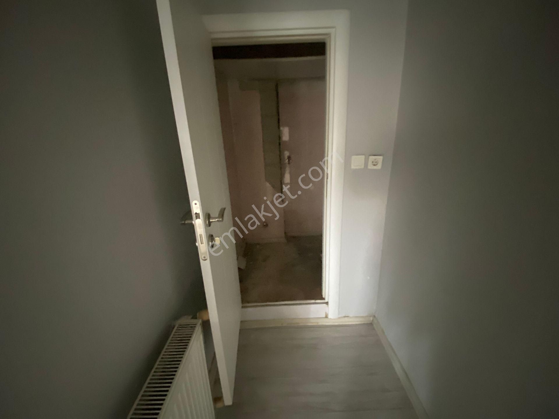 Konak Caddesi Üzerinde Önü Açık Fırsat Dairesi... - Görsel 13