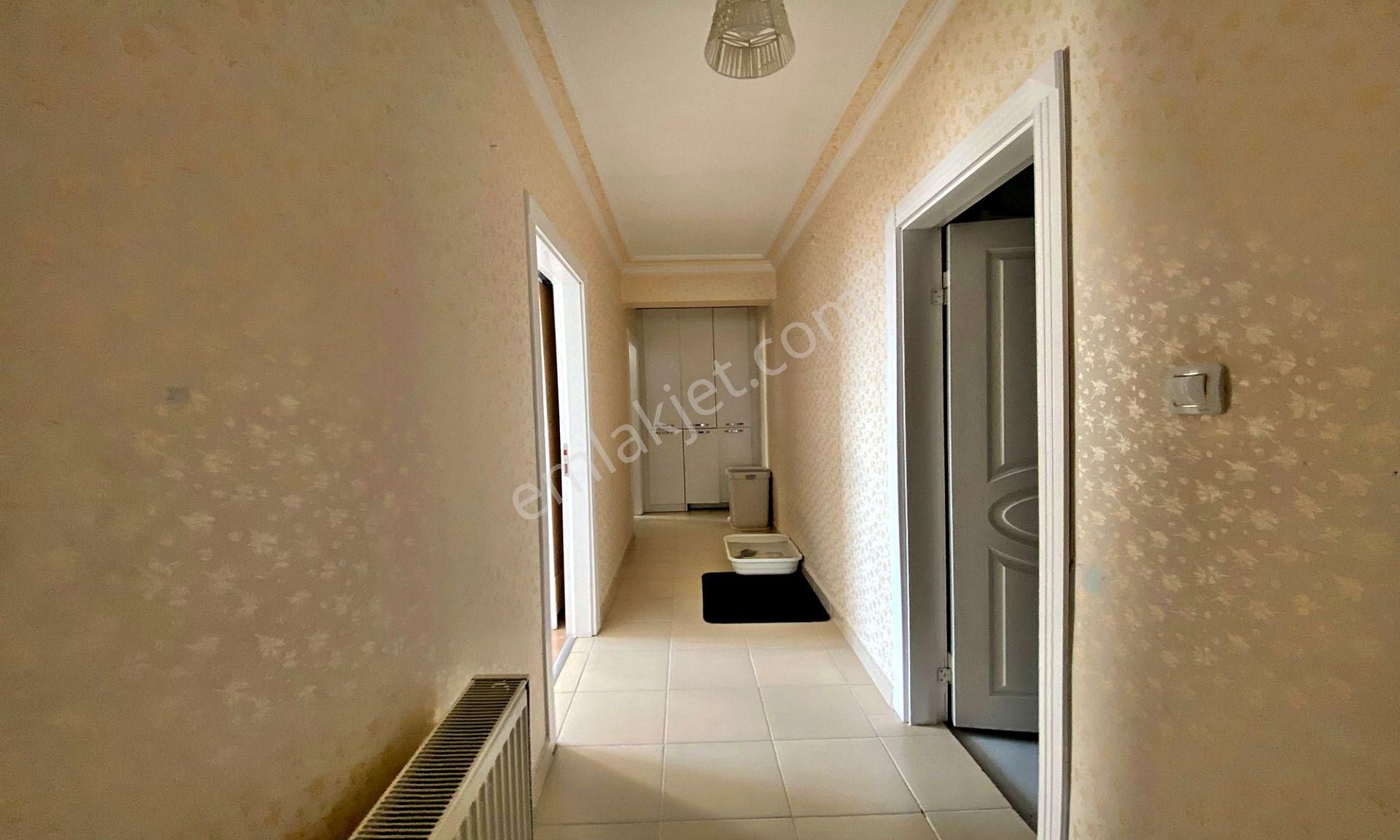 Atapark'ta 340 Caddeye Yakın Katta Full Yapılı 3+1 Daire ! - Görsel 12