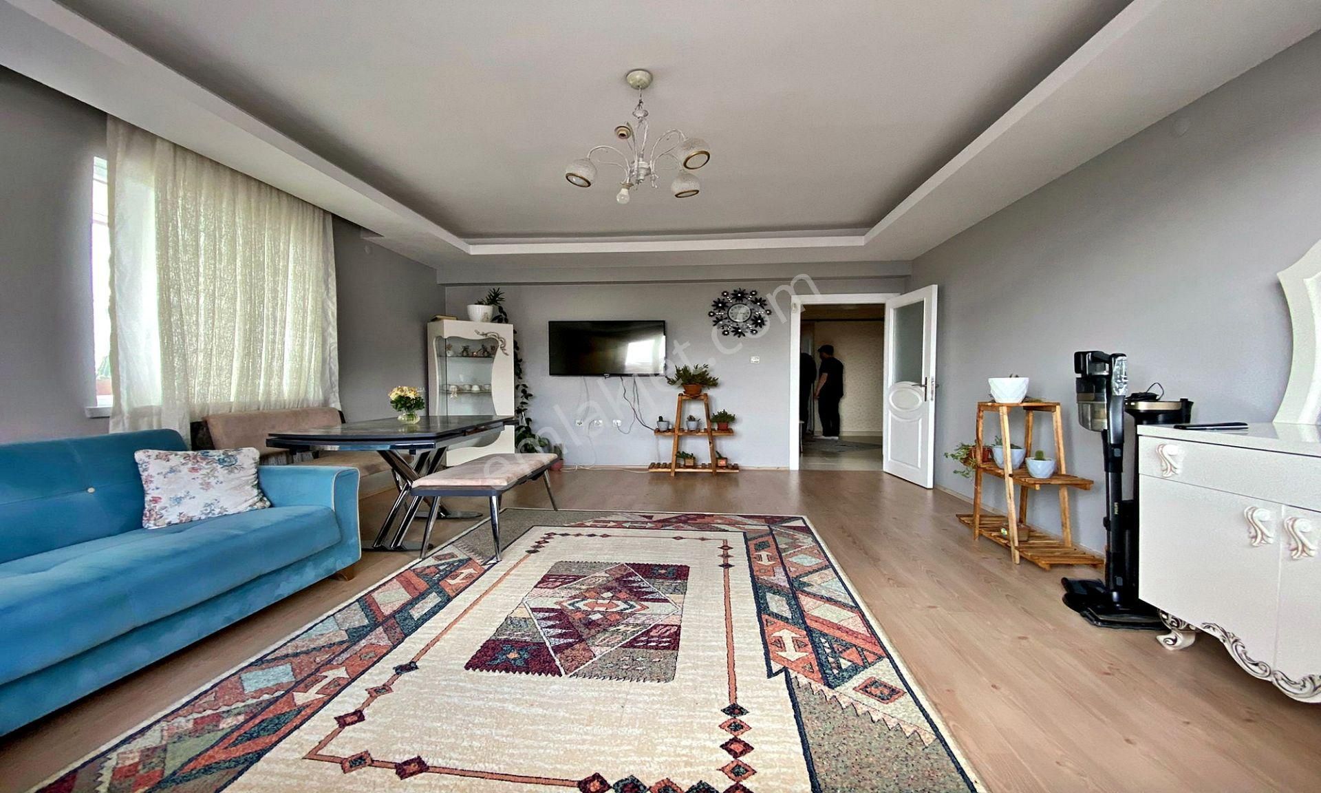 Atapark'ta 340 Caddeye Yakın Katta Full Yapılı 3+1 Daire ! - Görsel 17