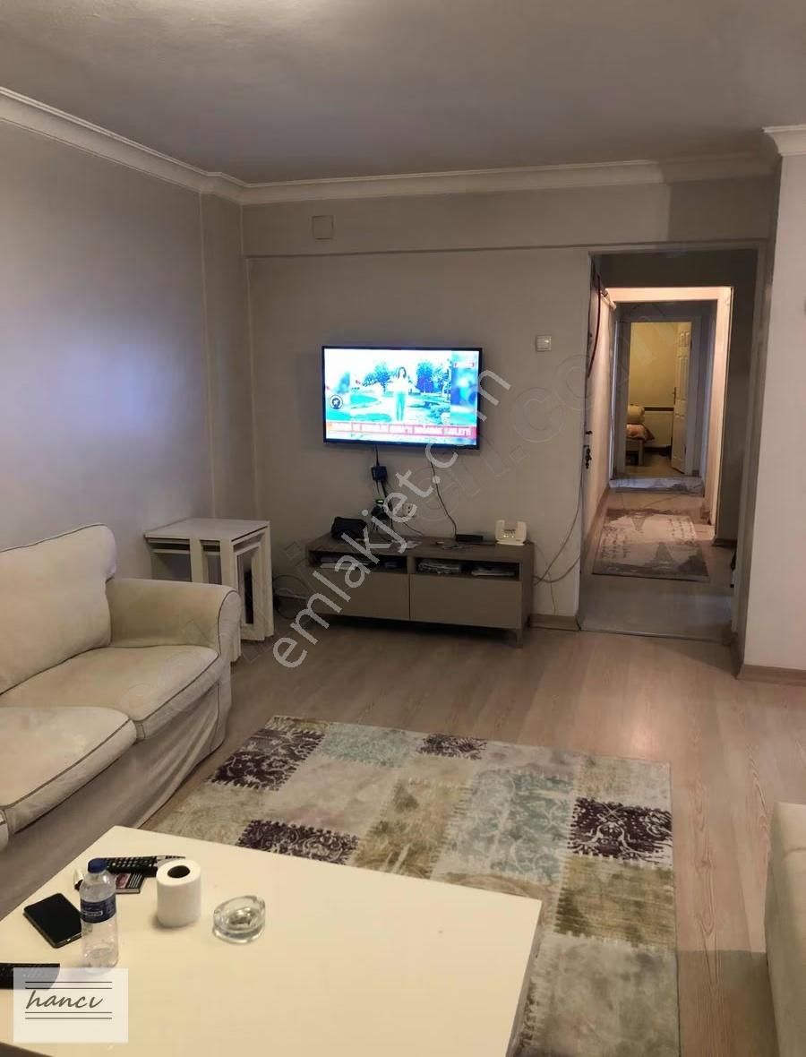 Hancı'dan Altıparmak Cadde Üstü Daire