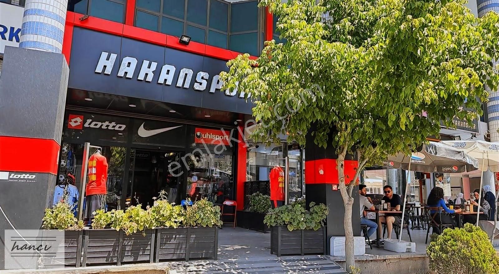 Hancı'dan Fomara Haşim İşçan Caddesi Üzerinde Satılık Mağaza