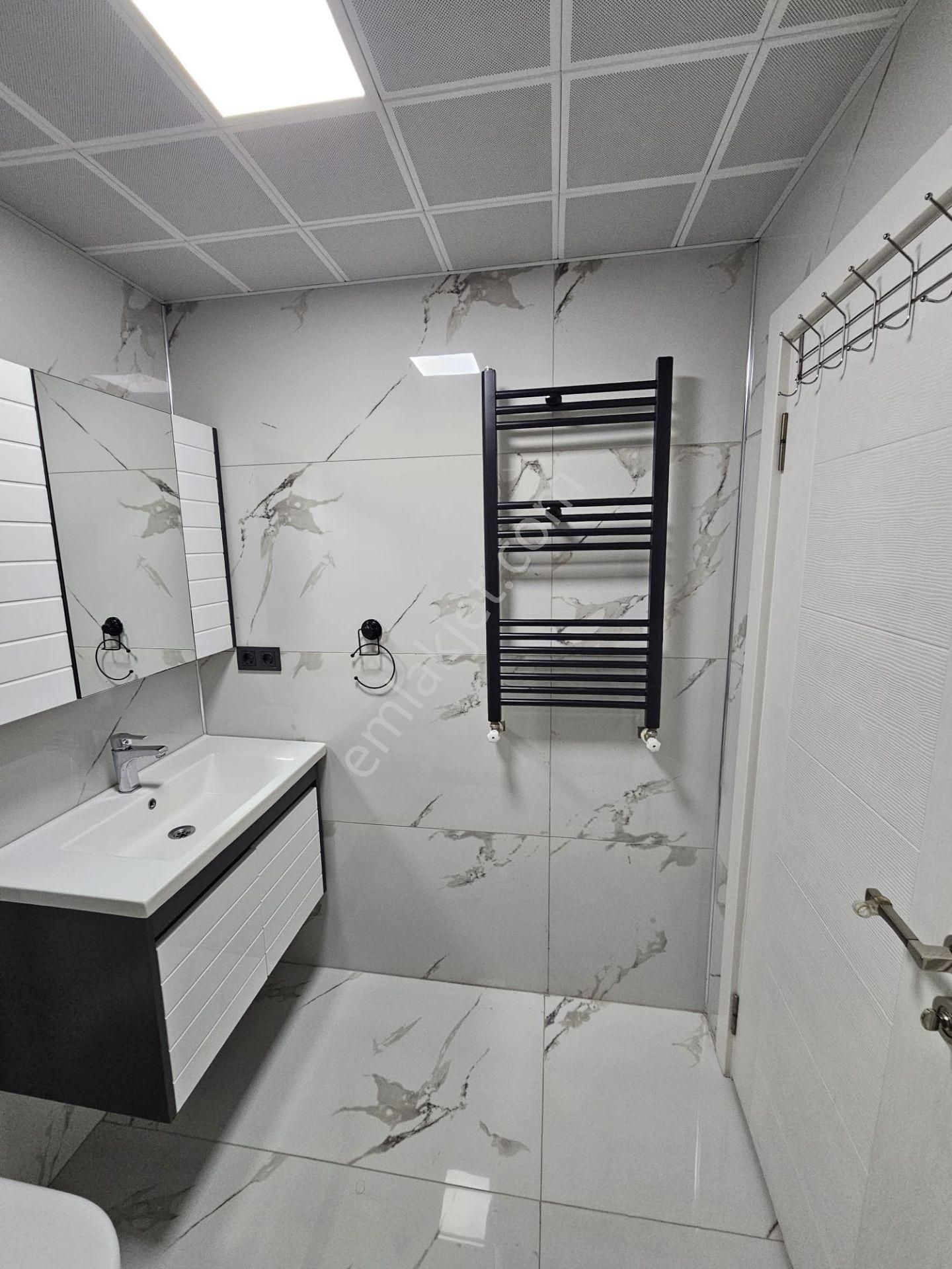 Atakent Mahallesi Banka Bloklarında 3+1 Fırsat Daire - Görsel 13