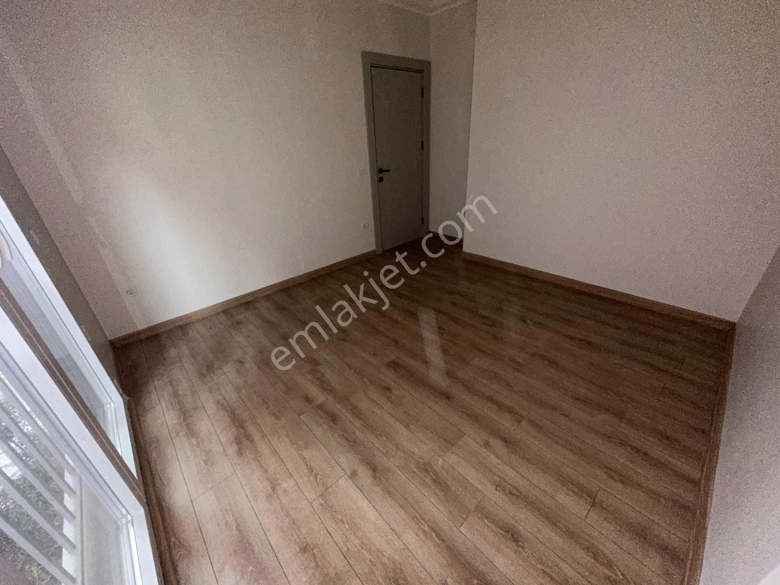 Tamiş'den Bostancı Lunaparkta Sıfır Binada Ön Cephede 2.kat 2+1 - Görsel 10