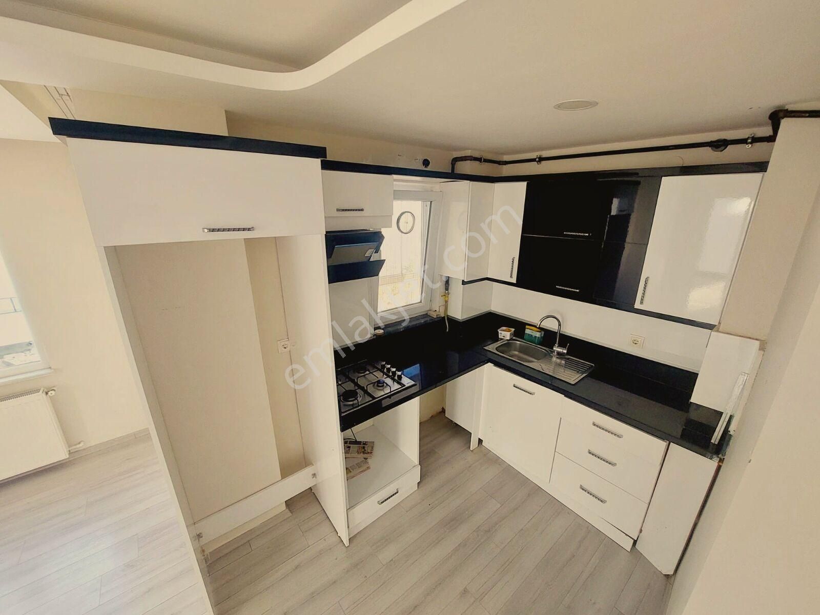 🛑🛑aktiften Akçay'da Satılık Yüksek Kredili Ön Cephe 6 Yaşında Arakat 2+1 Daire - Görsel 4