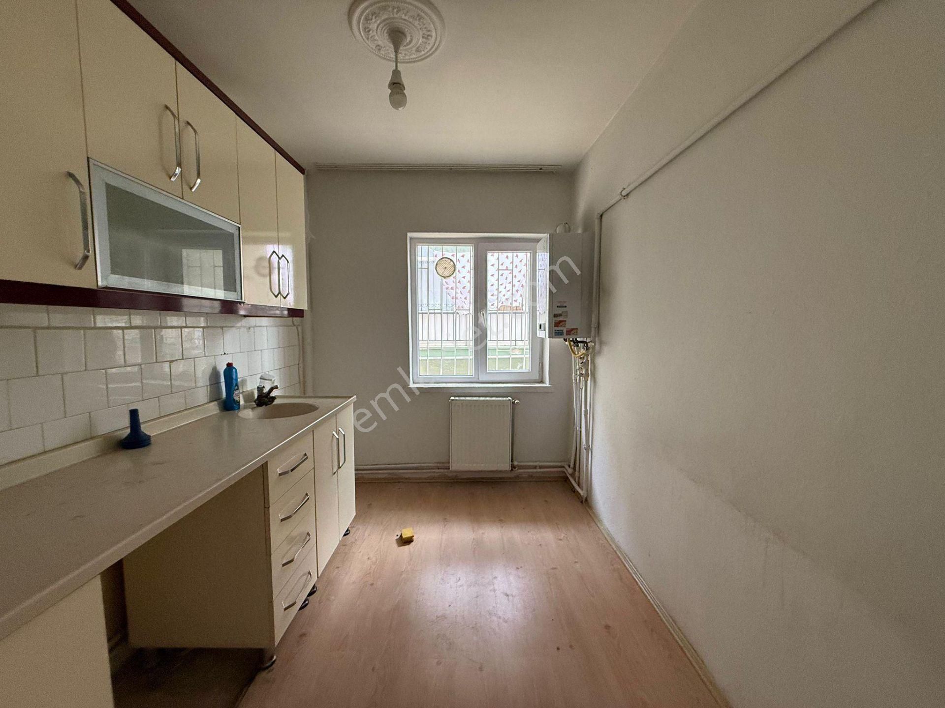 Acil ! Yunus Emre Cad. 2 Bina Karaelmas Sok. 3+1 Y.giriş Ön Ceph - Görsel 6