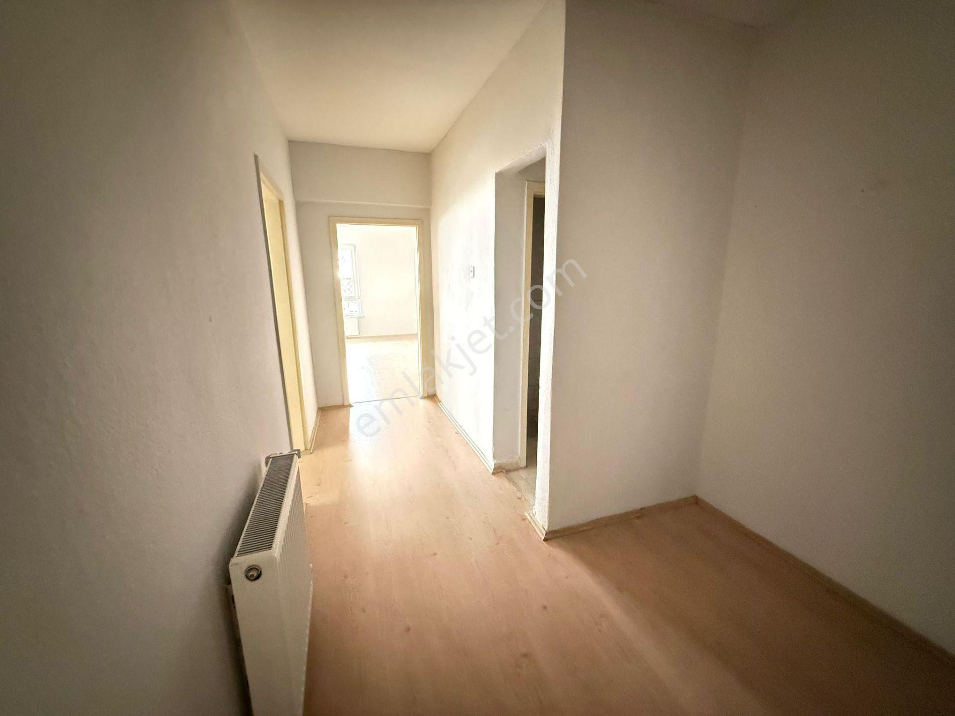 Acil ! Yunus Emre Cad. 2 Bina Karaelmas Sok. 3+1 Y.giriş Ön Ceph - Görsel 11