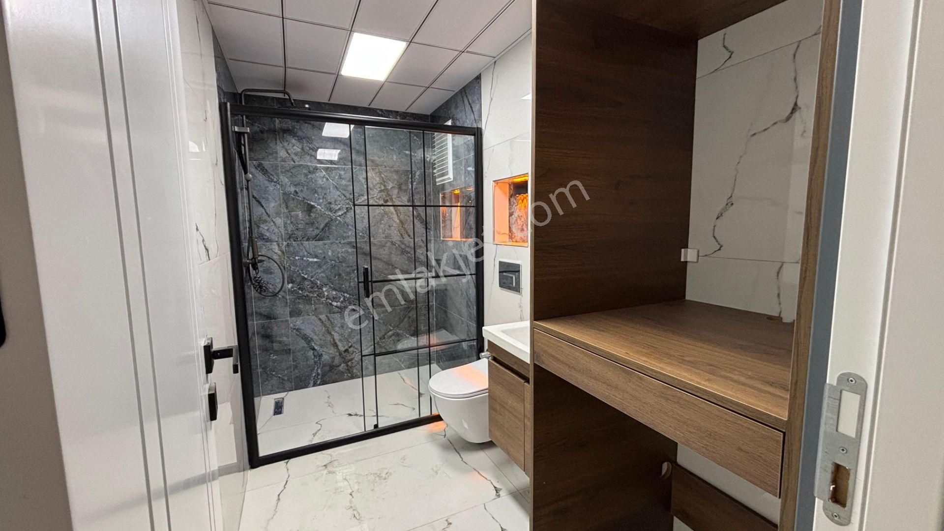 !recep Ümit Emlak'tan Çamlıca Mahallesinde Birlik Caddesi Yakınında Asansörlü Lüx 3+1 Daireler Ce39! - Görsel 26