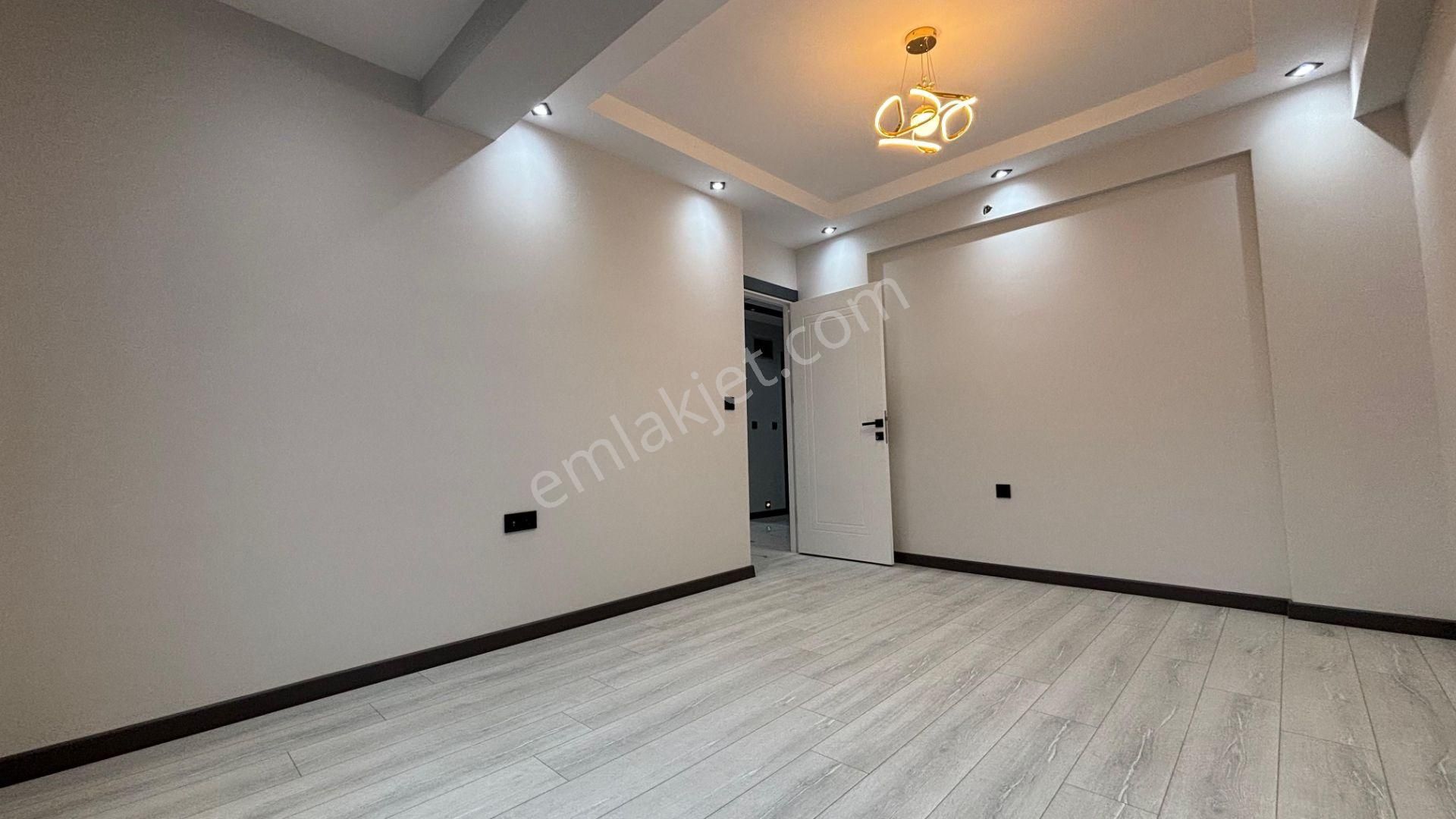 !recep Ümit Emlak'tan Çamlıca Mahallesinde Birlik Caddesi Yakınında Asansörlü Lüx 3+1 Daireler Ce39! - Görsel 22
