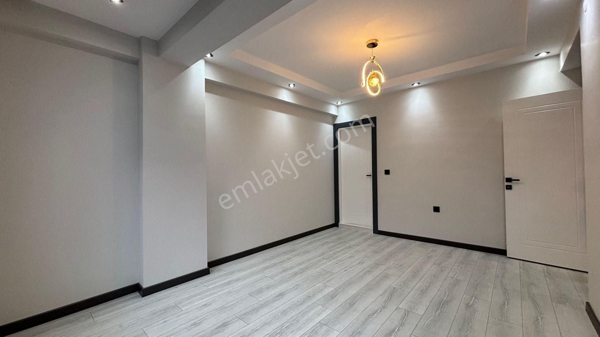 !recep Ümit Emlak'tan Çamlıca Mahallesinde Birlik Caddesi Yakınında Asansörlü Lüx 3+1 Daireler Ce39! - Görsel 23