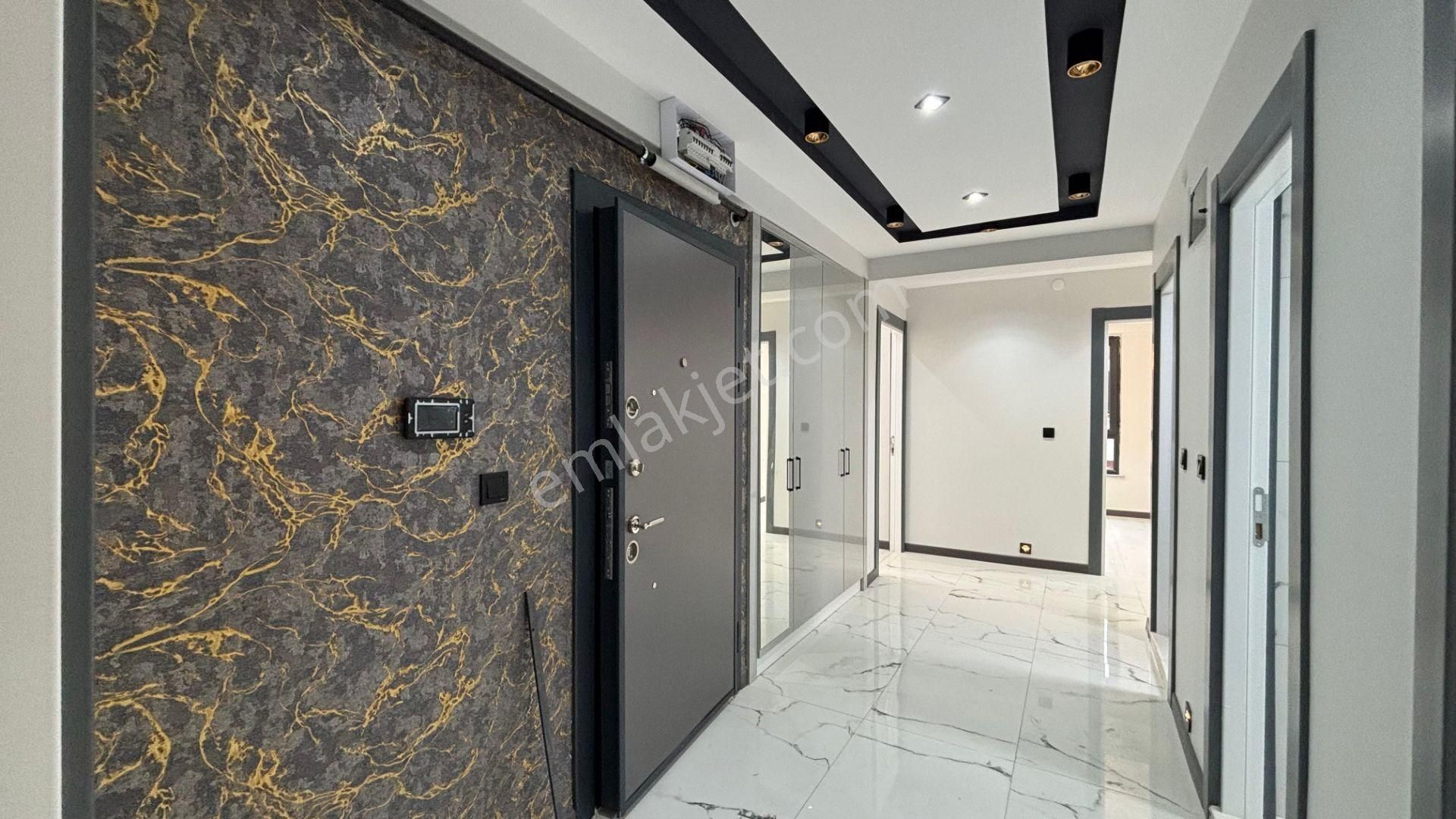 !recep Ümit Emlak'tan Çamlıca Mahallesinde Birlik Caddesi Yakınında Asansörlü Lüx 3+1 Daireler Ce39! - Görsel 30