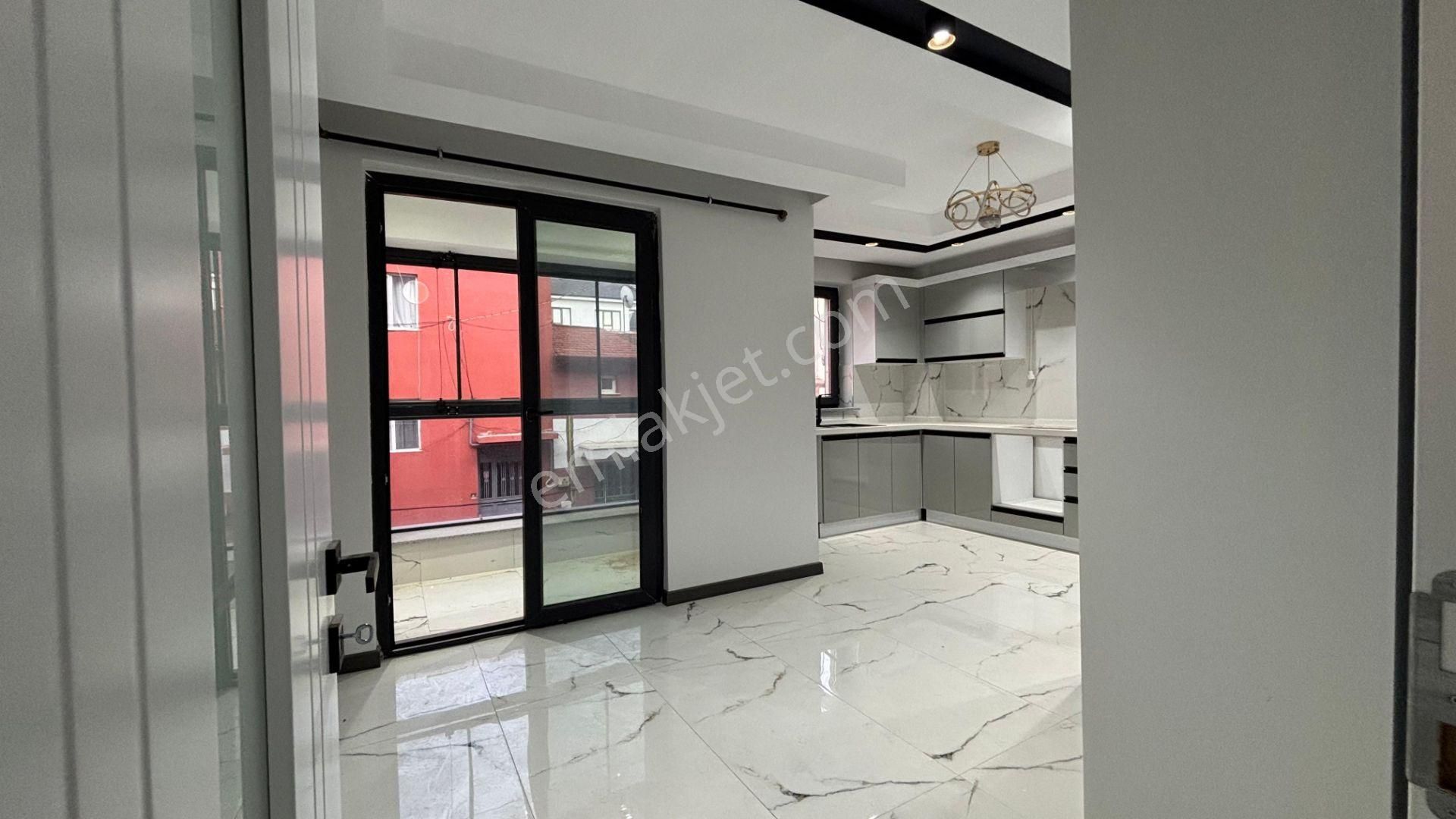 !recep Ümit Emlak'tan Çamlıca Mahallesinde Birlik Caddesi Yakınında Asansörlü Lüx 3+1 Daireler Ce39! - Görsel 11