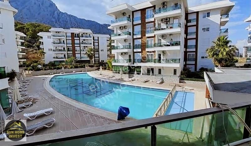 Site İçerisinde Havuzlu 7/24 Güvenlik