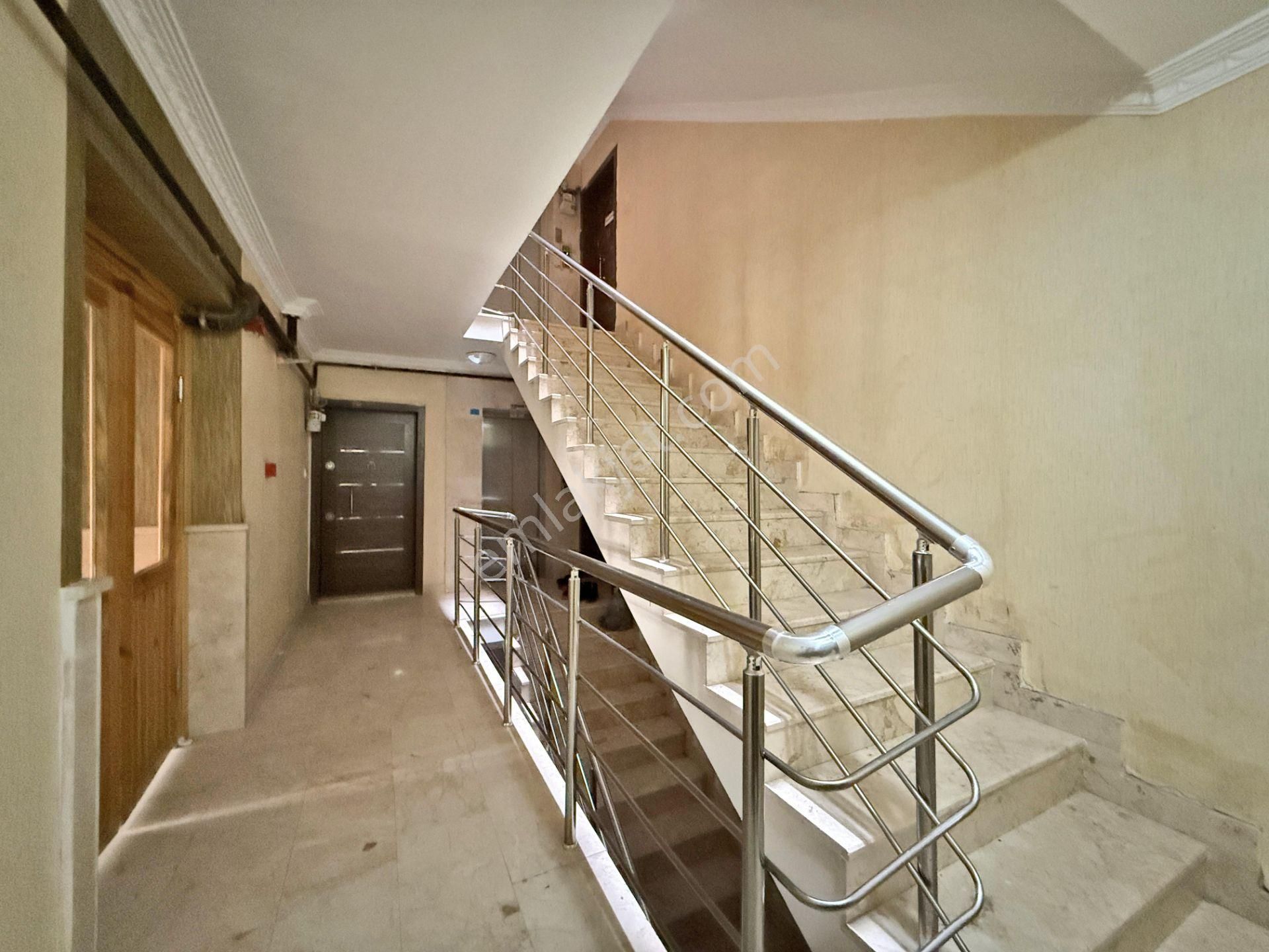 Nam-ak Emlak'tan Önü Açık K.garajlı Kilerli Asansörlü 2+1 Daire - Görsel 27