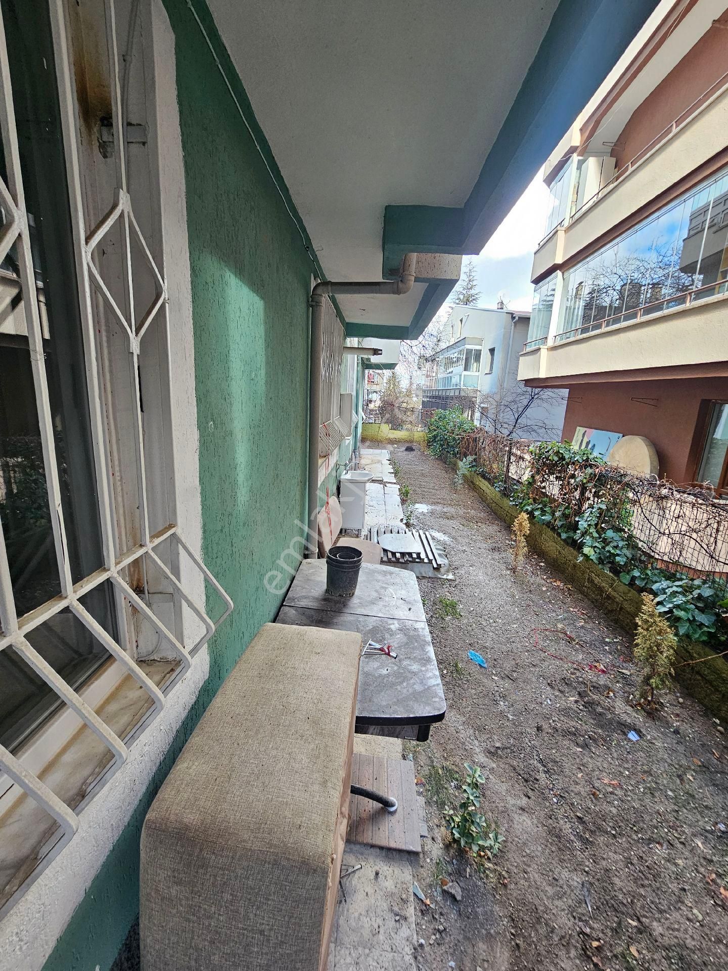 Gaziosmanpaşa Köroğlunda Bahçe Kullanımlı Bakımlı Kombili 3+1 - Görsel 4