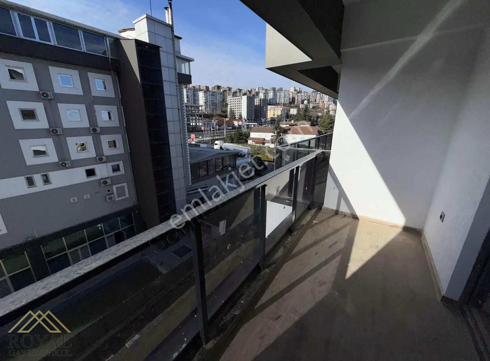 Royal Gayrimenkulden Trabzon Yalıncakta Satılık Lüx 4+1 Daire - Görsel 17