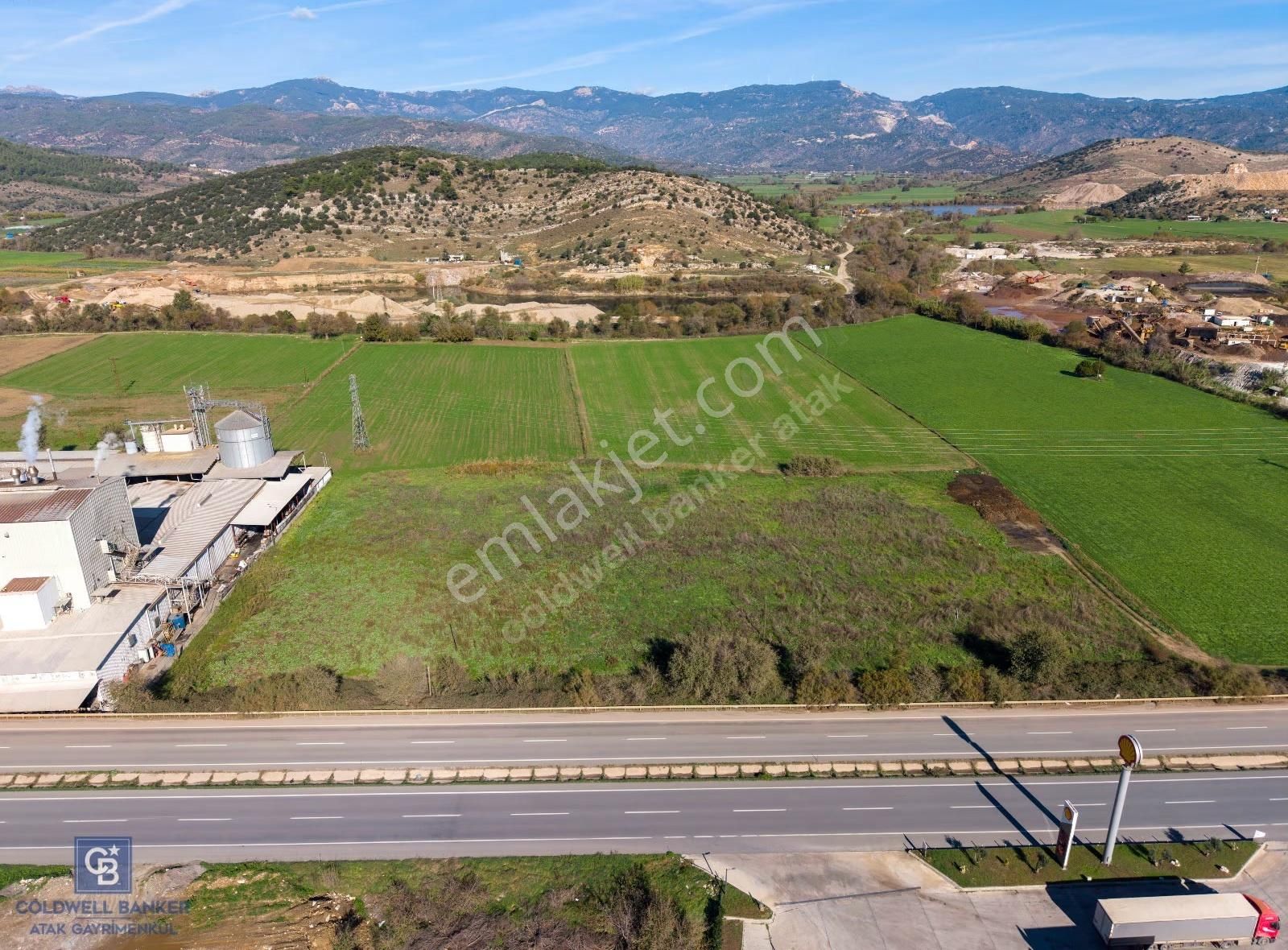 Muğla Milas'da Ana Yola 150 Metre Cepheli Satılık Tarla - Görsel 8