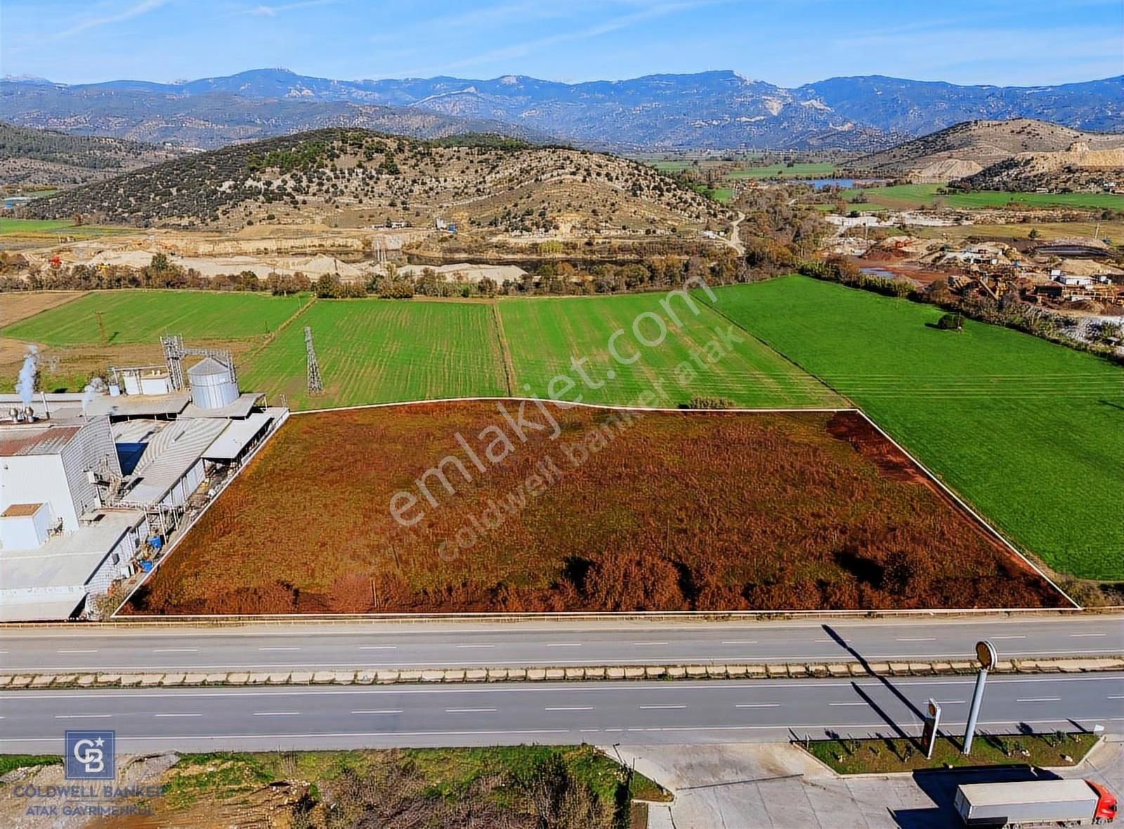 Muğla Milas'da Ana Yola 150 Metre Cepheli Satılık Tarla - Görsel 7