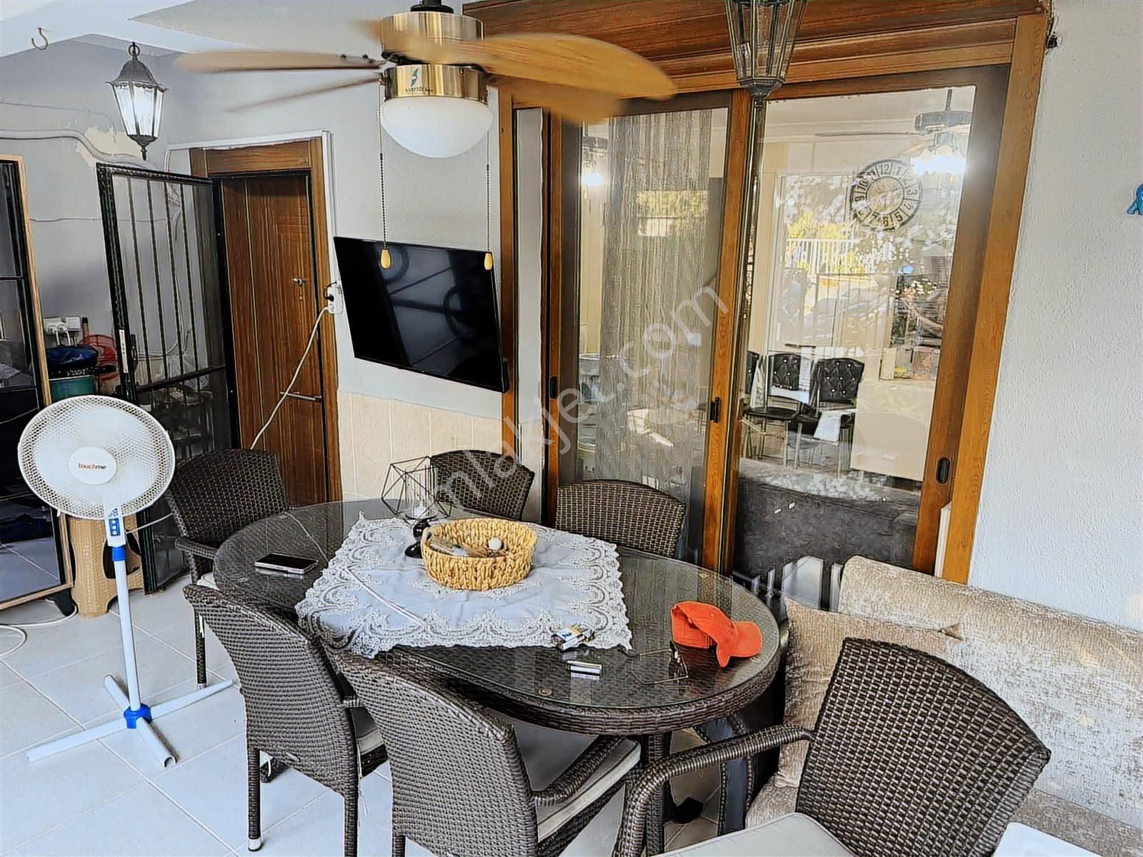 Çarşının Göbeğinde 4+1 Villa - Realex - Görsel 3