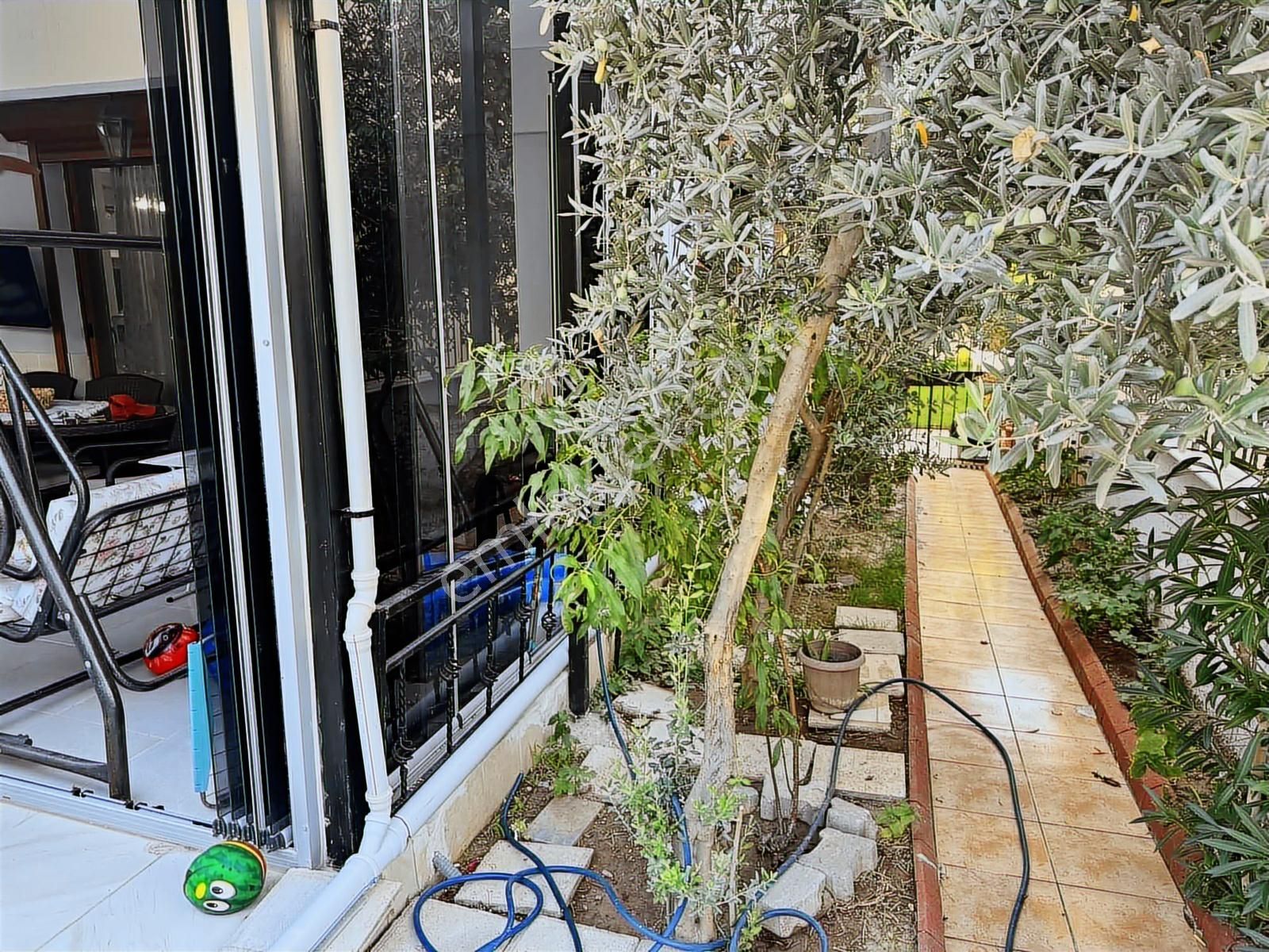 Çarşının Göbeğinde 4+1 Villa - Realex - Görsel 2