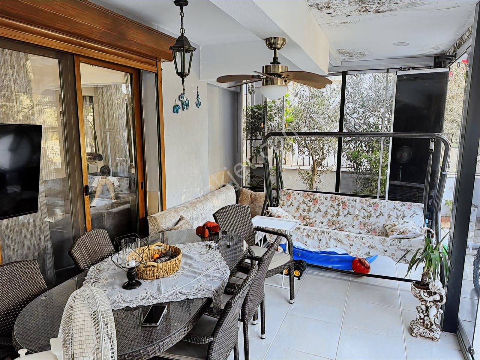 Çarşının Göbeğinde 4+1 Villa - Realex - Görsel 4