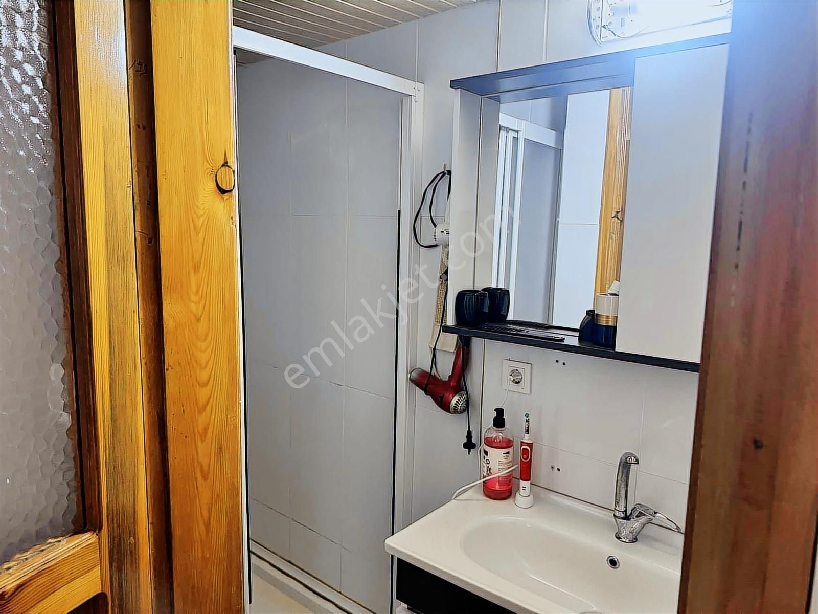 Çarşının Göbeğinde 4+1 Villa - Realex - Görsel 9