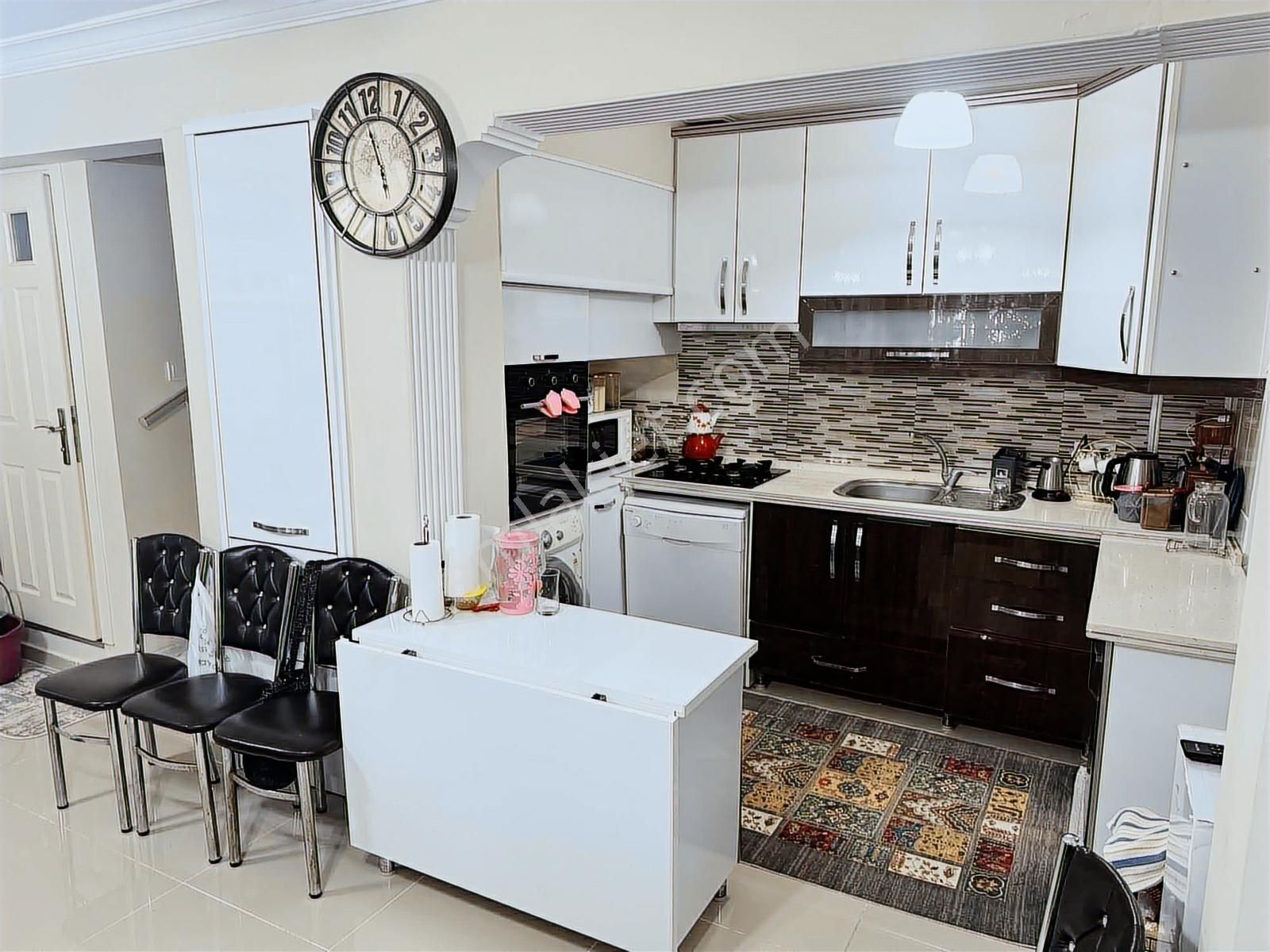 Çarşının Göbeğinde 4+1 Villa - Realex - Görsel 29