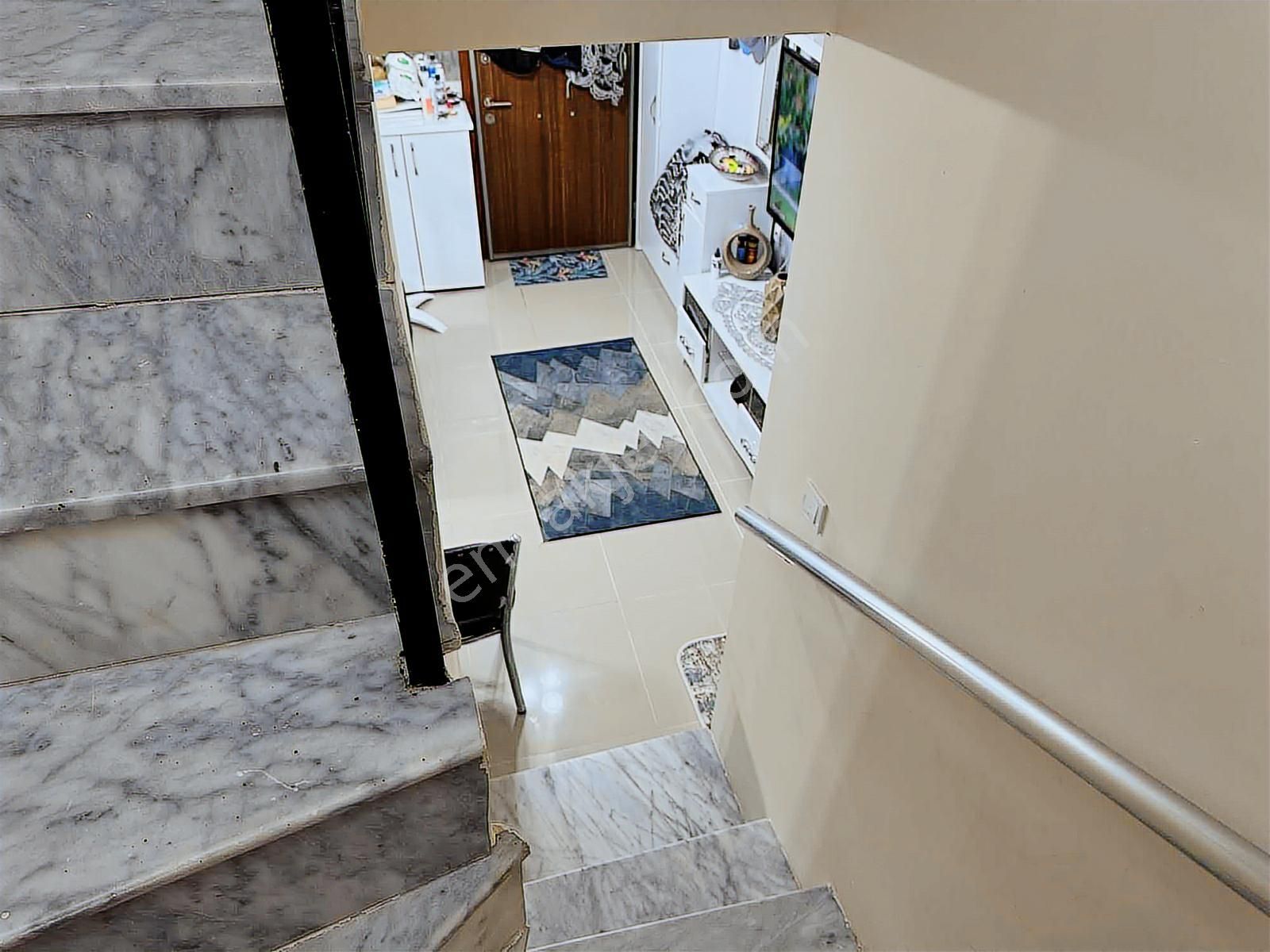 Çarşının Göbeğinde 4+1 Villa - Realex - Görsel 14