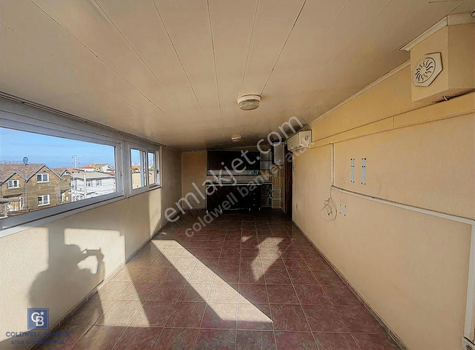 Urla-zeytinalanı'nda 2+1 Kiralık Daire