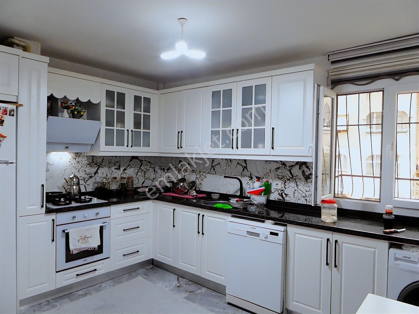 100.yılda, 2. Katı,3+1,full Yapılı Doğagazlı Satılık Daire