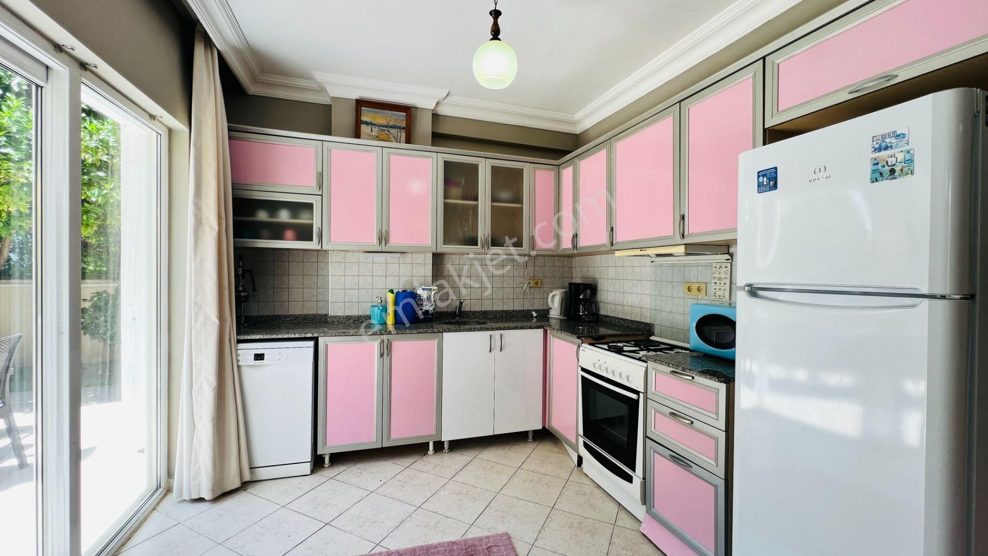 Kemer Merkezde Geniş 4+1 Satılık Bahçe Dubleks Daire - Görsel 10