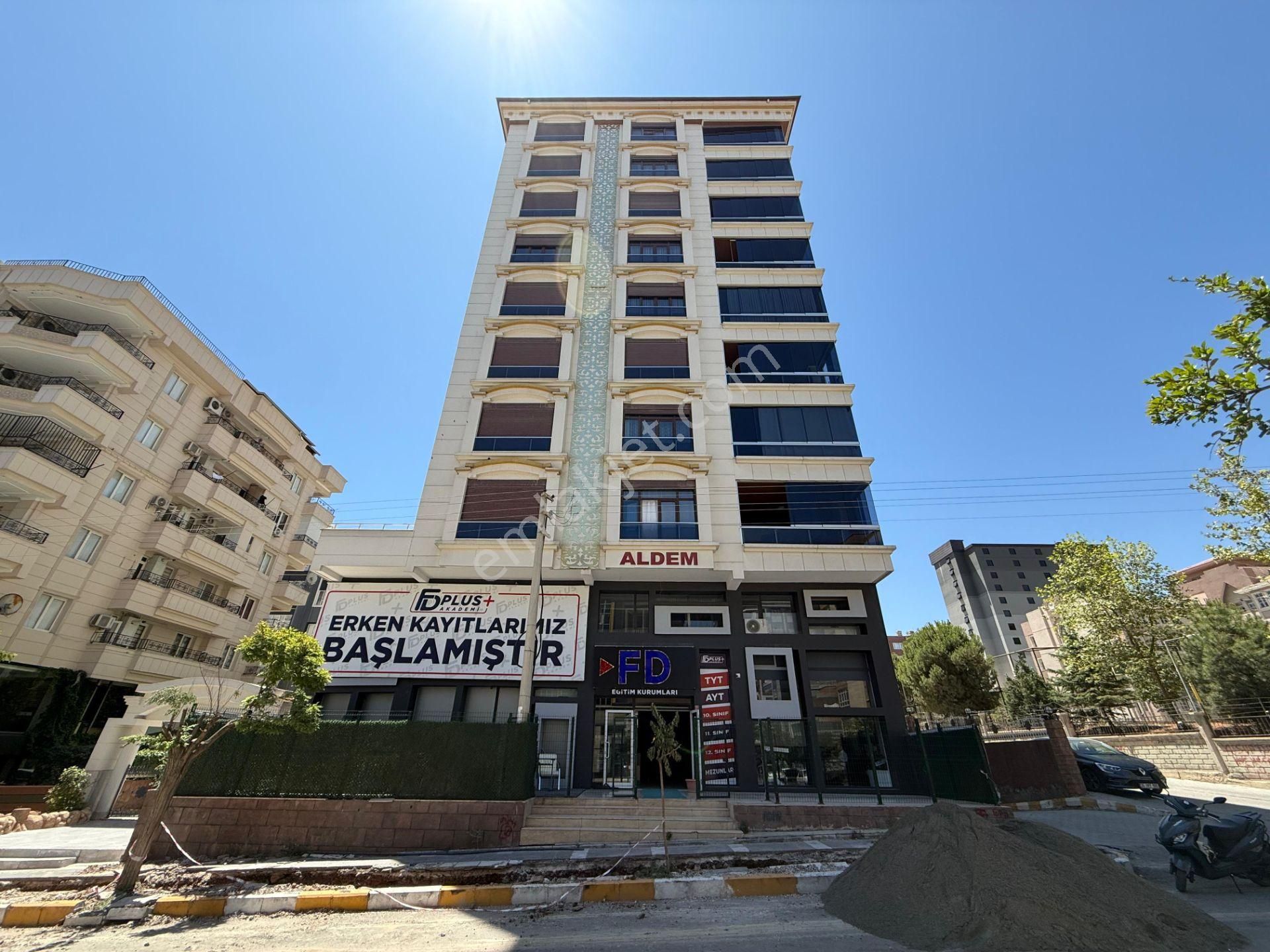 Yaşarsoy Gyodan K.köprü Karşıyaka Tekli Lüks Daire Fiyat Düştü - Görsel 27