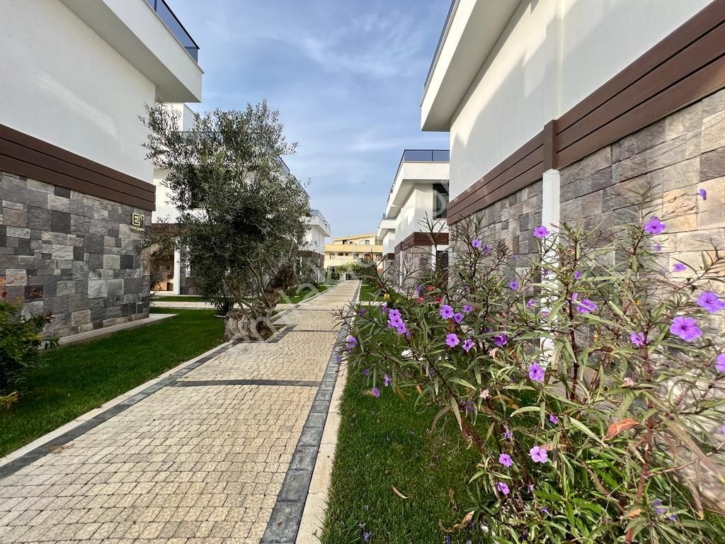 ✨akçay Ay Emlak'tan✨pelitköy'de Denize Sıfır Butik Sitede Yüzme Havuzlu Satılık 1+1 Lüks Daire - Görsel 28