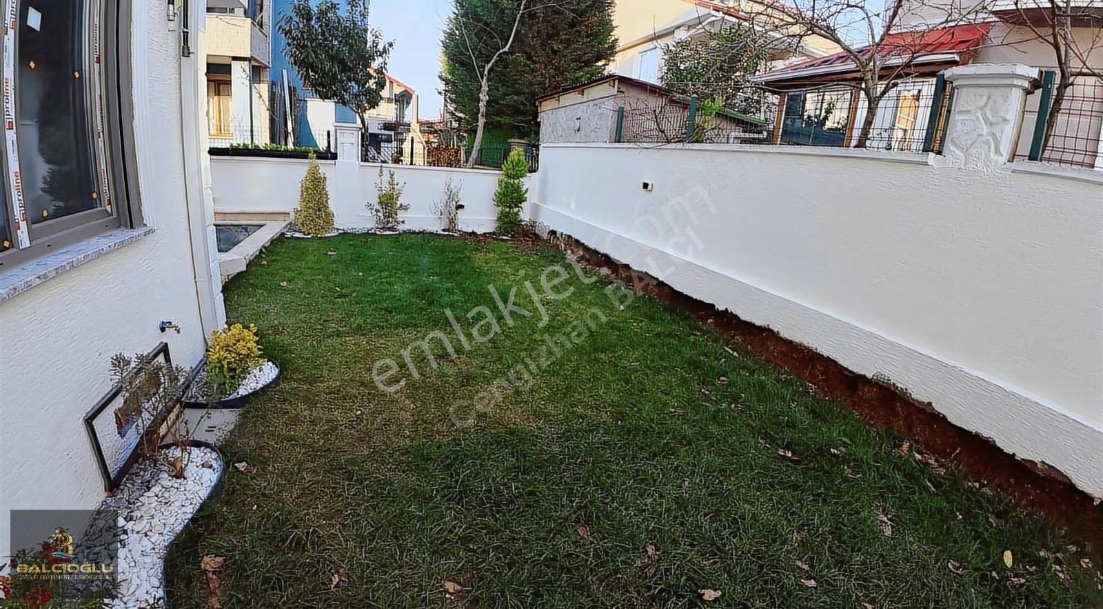 Balcıoğlundan Muhtsem Konumda Havuzlu-havuzsz Genş Bahçeli Villa - Görsel 23