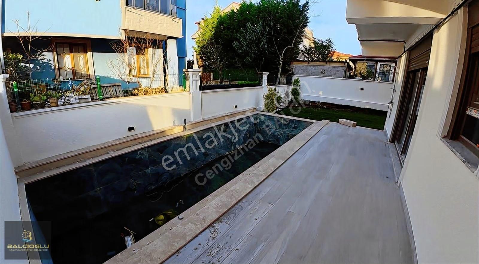 Balcıoğlundan Muhtsem Konumda Havuzlu-havuzsz Genş Bahçeli Villa - Görsel 18