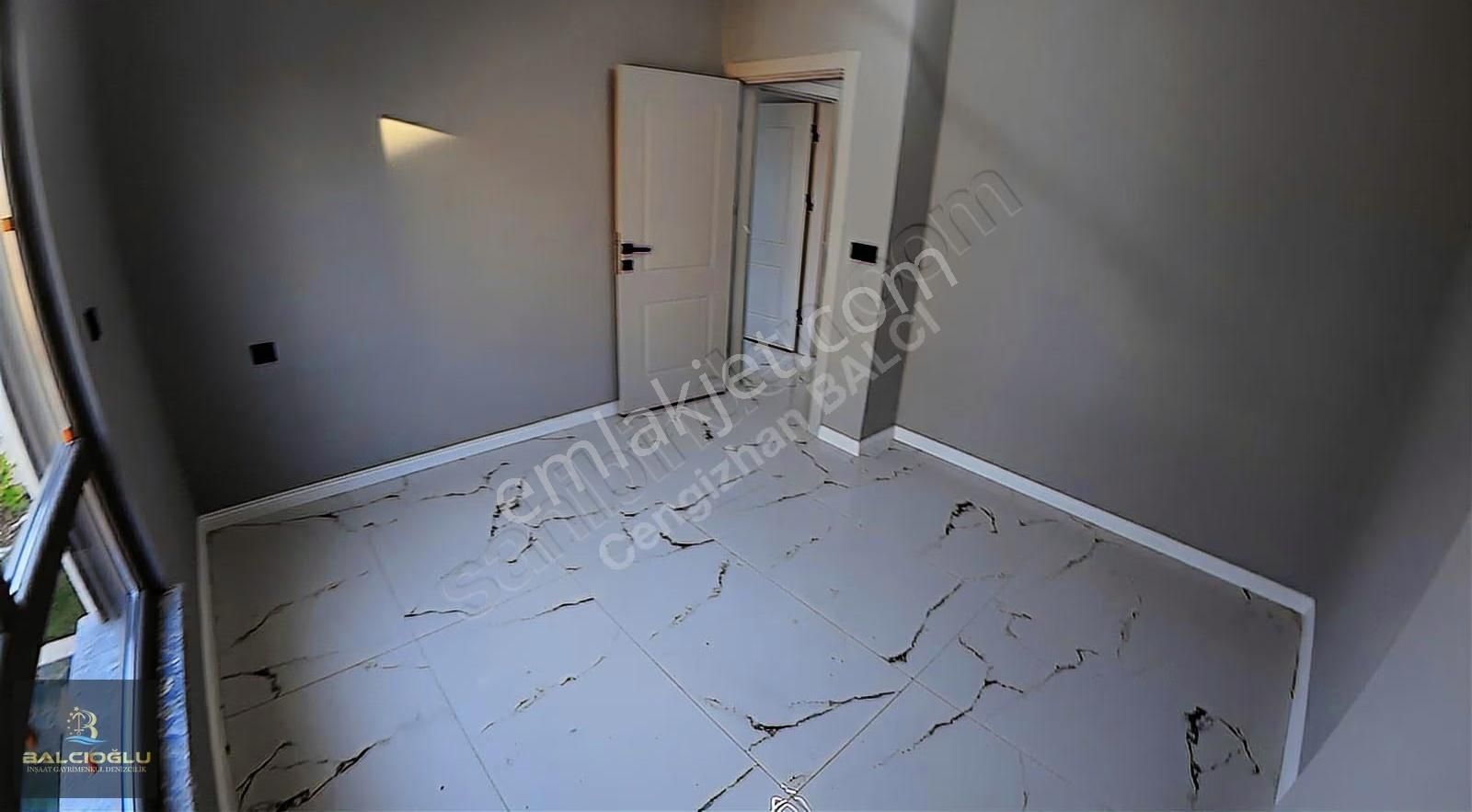 Balcıoğlundan Muhtsem Konumda Havuzlu-havuzsz Genş Bahçeli Villa - Görsel 14