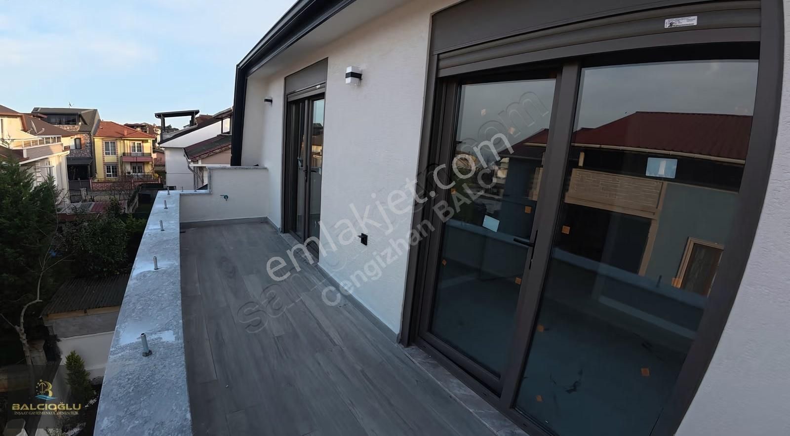 Balcıoğlundan Muhtsem Konumda Havuzlu-havuzsz Genş Bahçeli Villa - Görsel 29