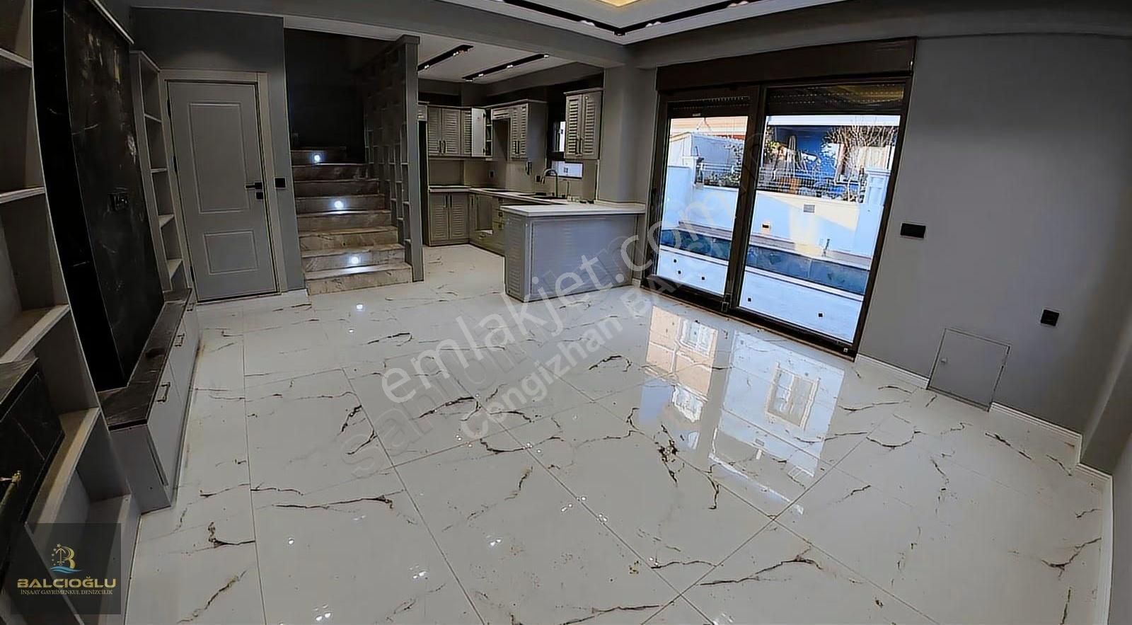 Balcıoğlundan Muhtsem Konumda Havuzlu-havuzsz Genş Bahçeli Villa - Görsel 6