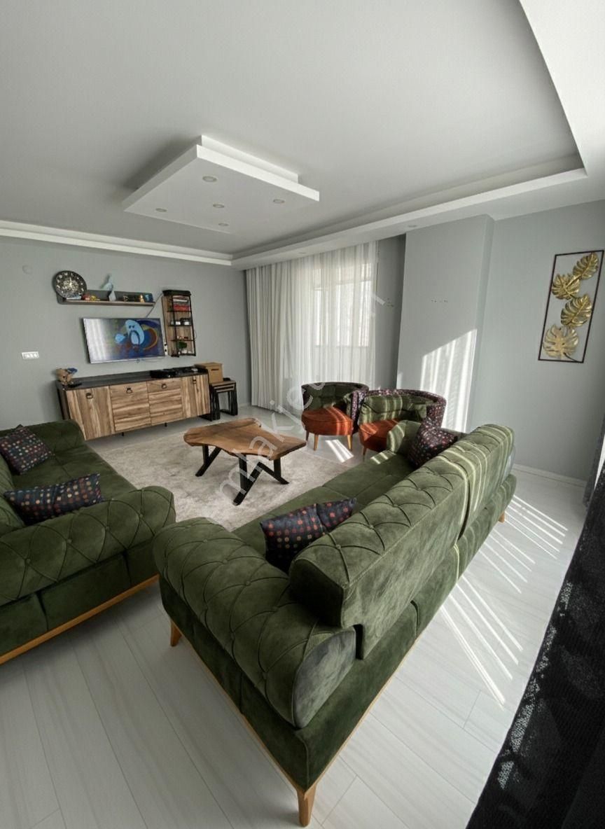 Remax Land 2'den 2+1 Lüx Kısmi Eşyalı Daire