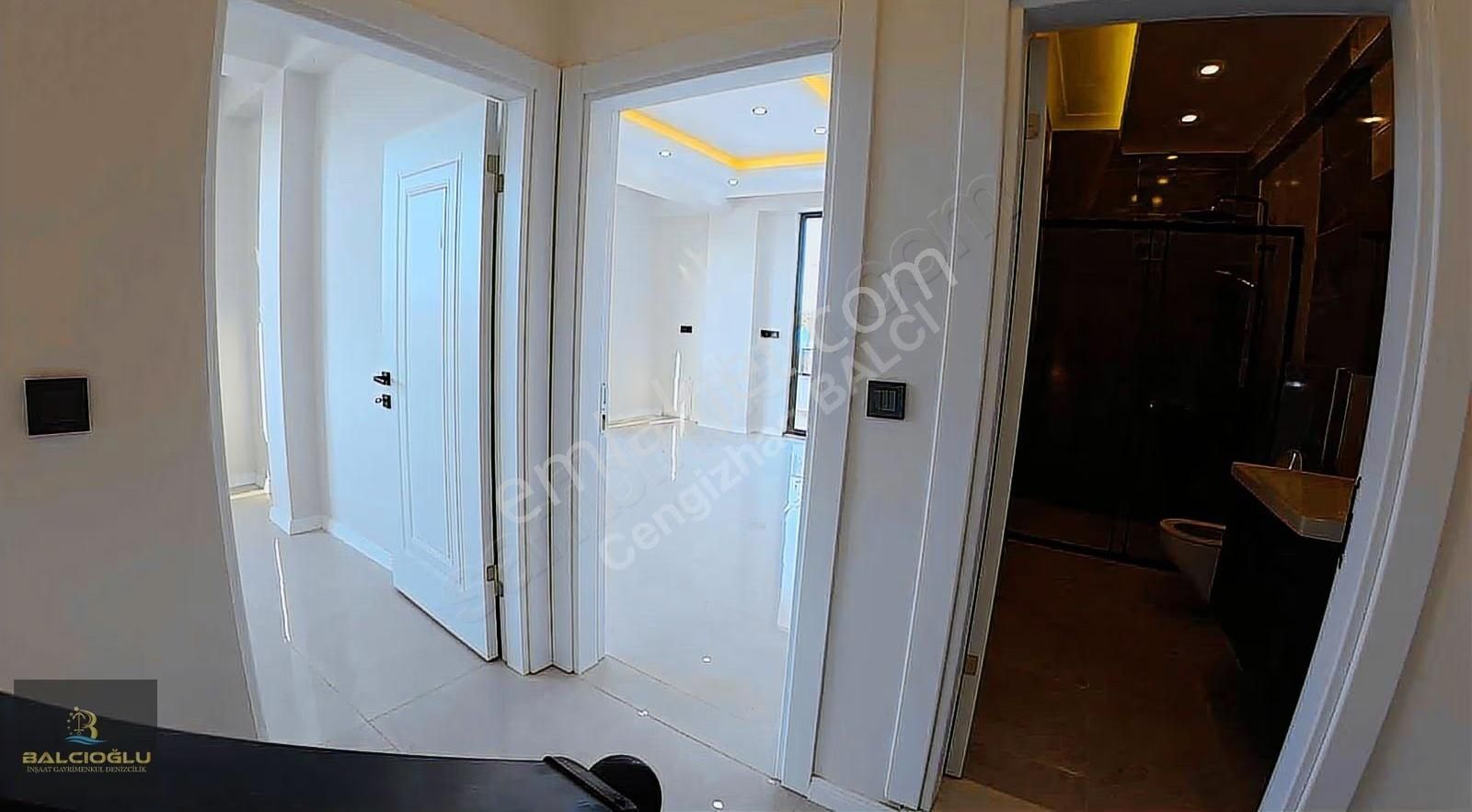 Balcıoğlundan Denize Sıfır Geniş Bahçeli Ultra Lüx Triblex Villa - Görsel 6