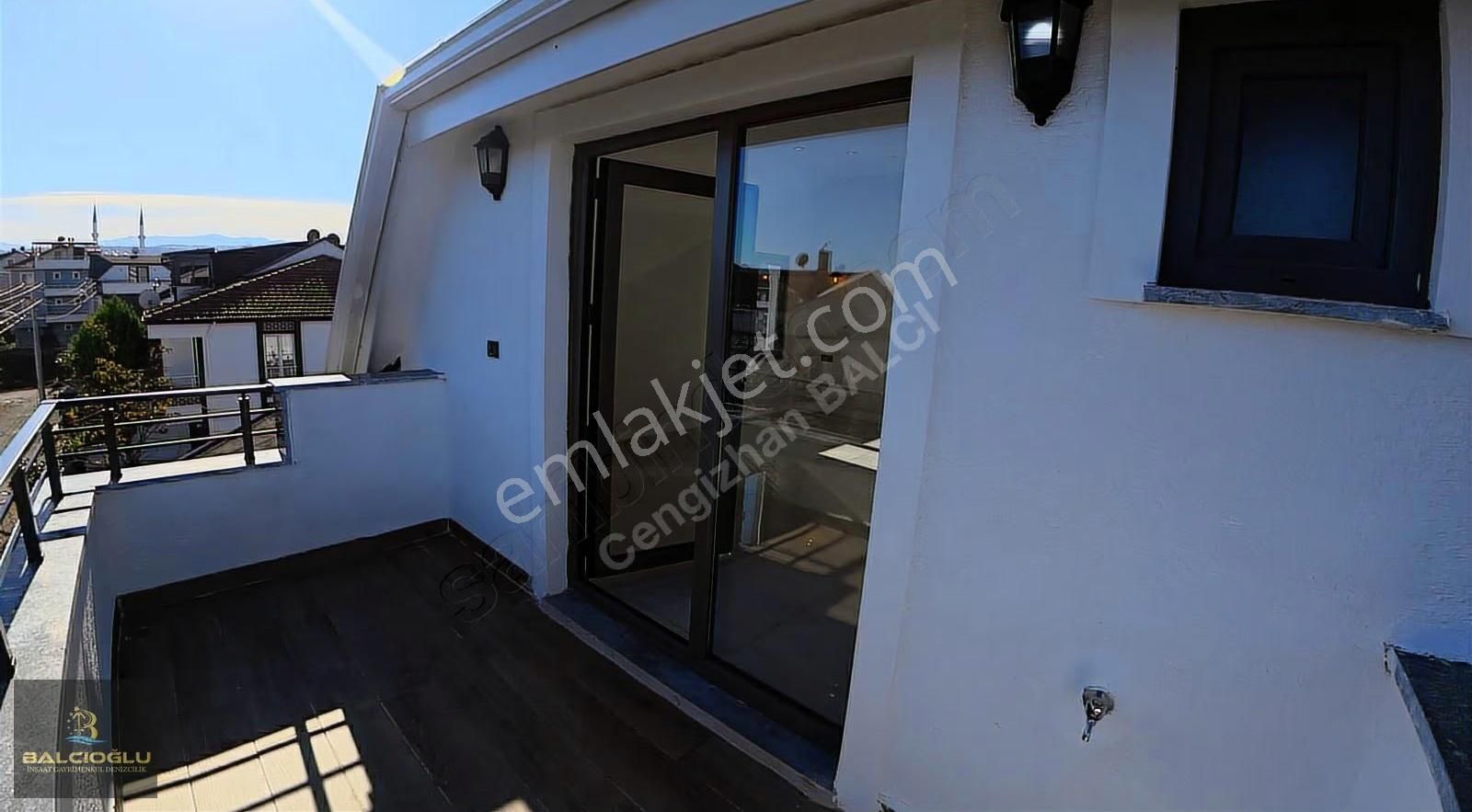 Balcıoğlundan Merkez Plajda Denize Ykn Ön Cephe Lx Triblex Villa - Görsel 13