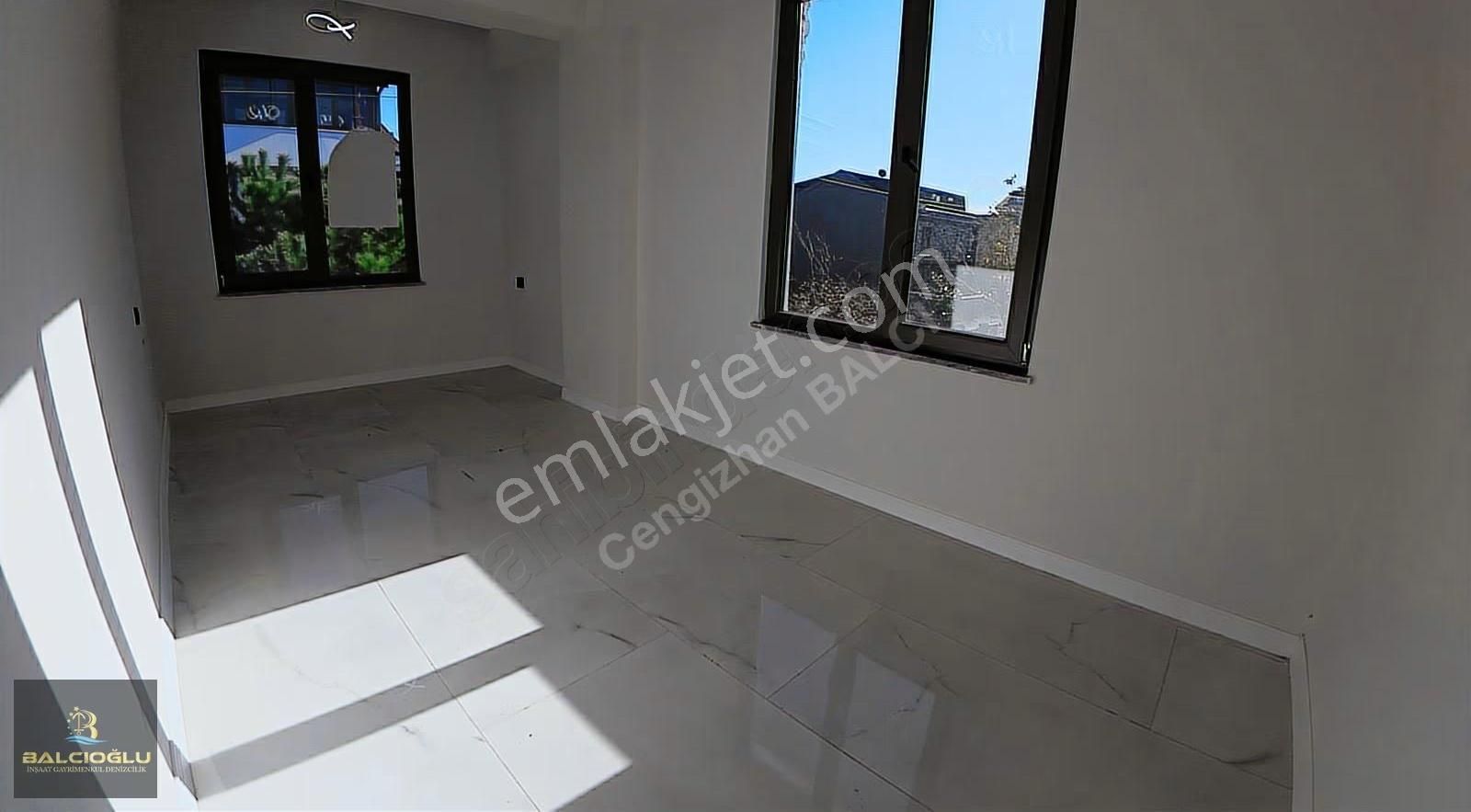Balcıoğlundan Merkez Plajda Denize Ykn Ön Cephe Lx Triblex Villa - Görsel 20