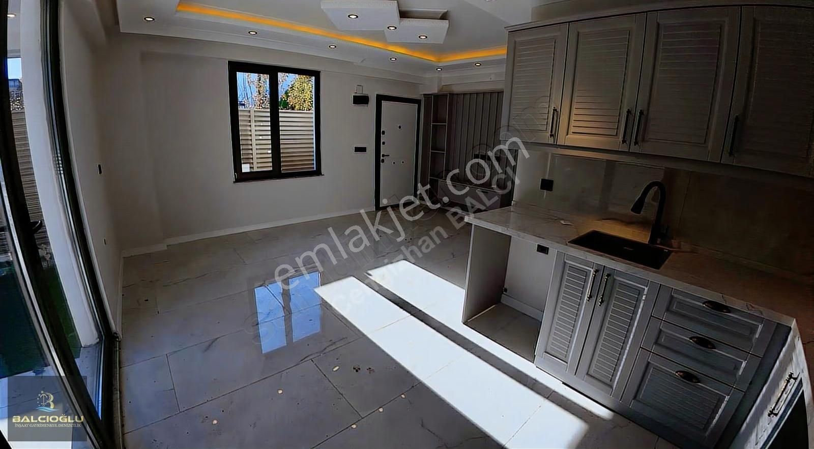 Balcıoğlundan Merkez Plajda Denize Ykn Ön Cephe Lx Triblex Villa - Görsel 35