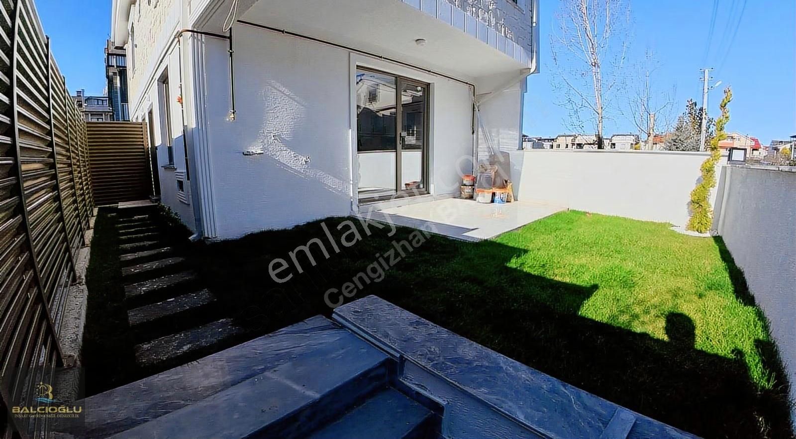 Balcıoğlundan Merkez Plajda Denize Ykn Ön Cephe Lx Triblex Villa - Görsel 5