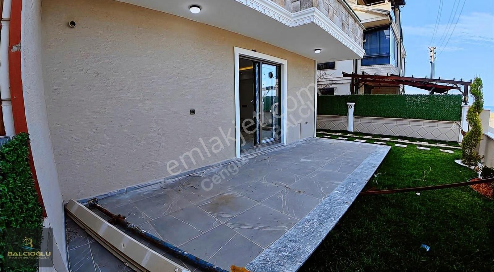 Balcıoğlundan Satılık Denize 50 M Lx Geniş Bahçeli Triblex Villa - Görsel 10