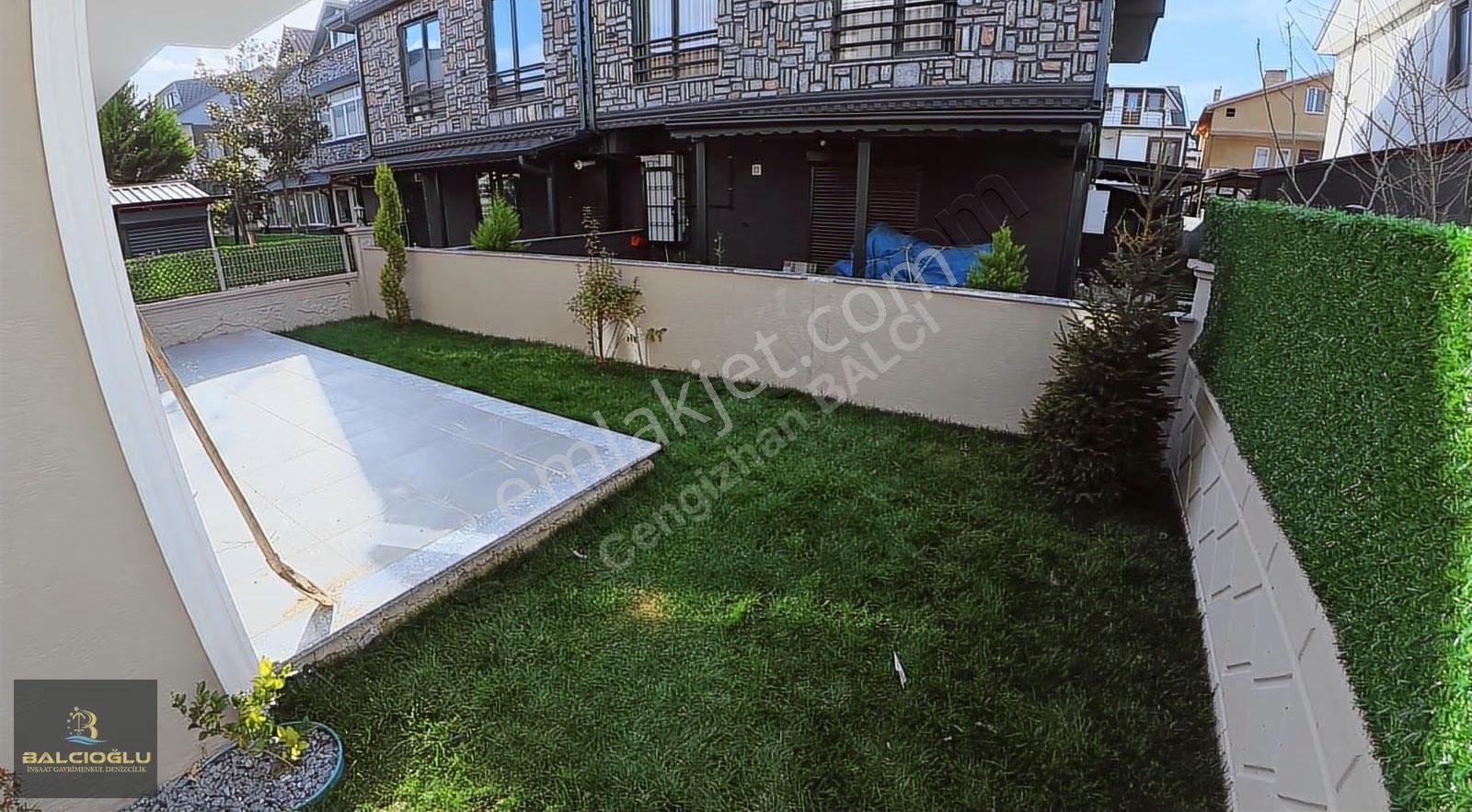 Balcıoğlundan Satılık Denize 50 M Lx Geniş Bahçeli Triblex Villa - Görsel 5