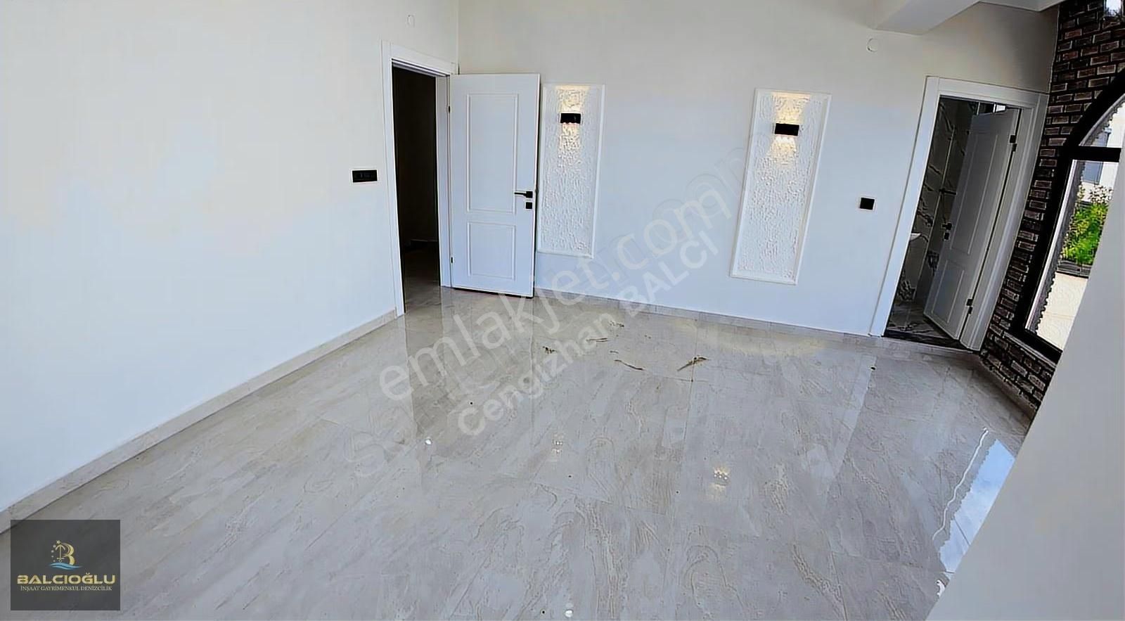 Balcıoğlundan Merkez Plajda Havuzlu Bahçeli Lx Triblex Villaa - Görsel 25